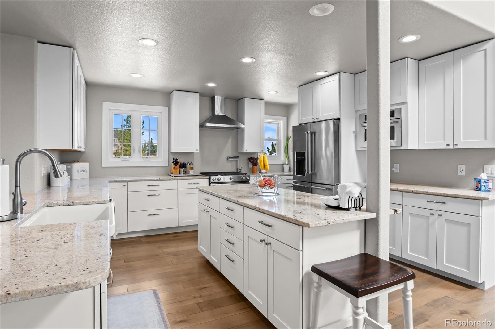 MLS Image #5 for 21375 e nichols place,aurora, Colorado