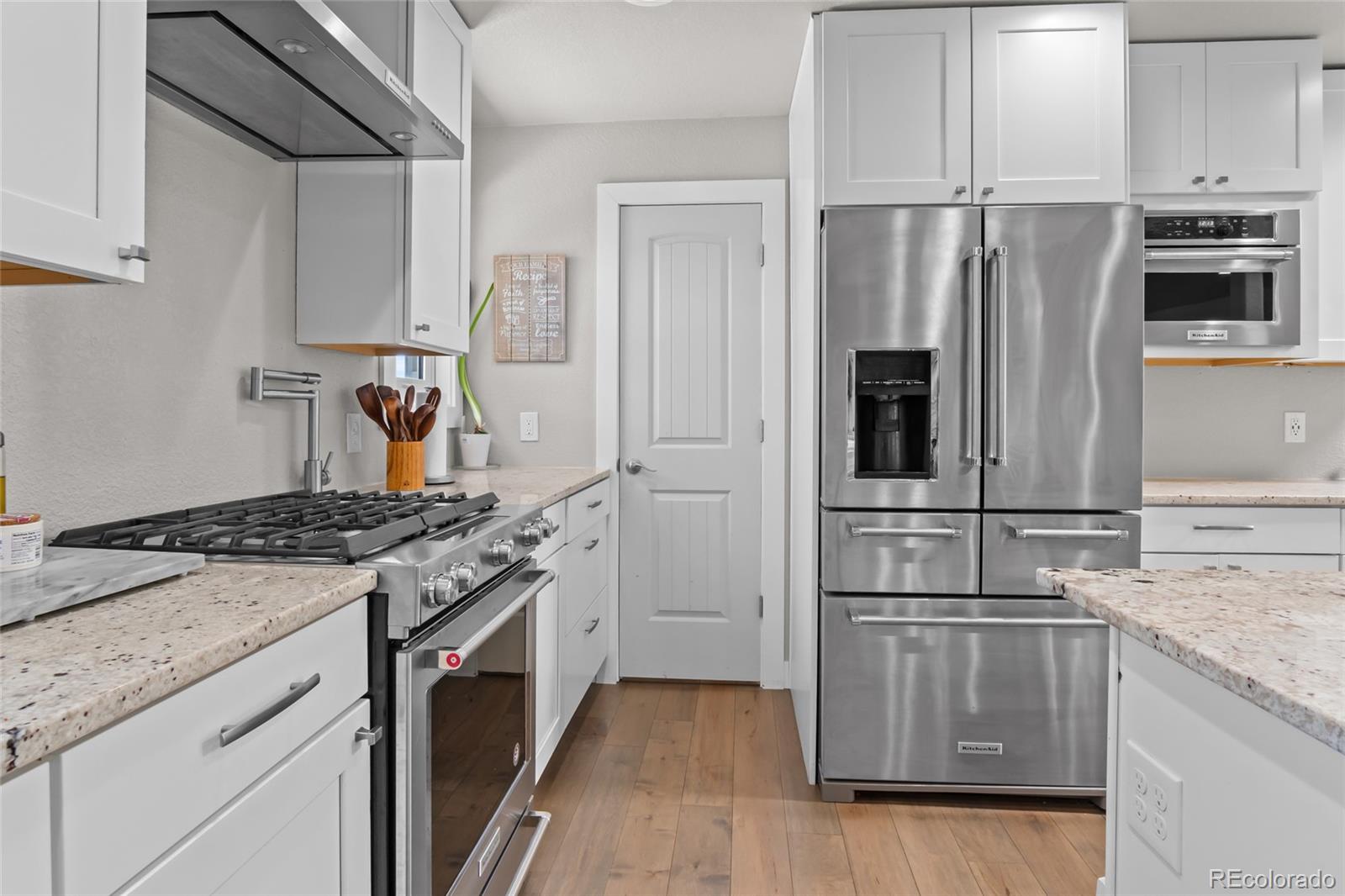 MLS Image #9 for 21375 e nichols place,aurora, Colorado