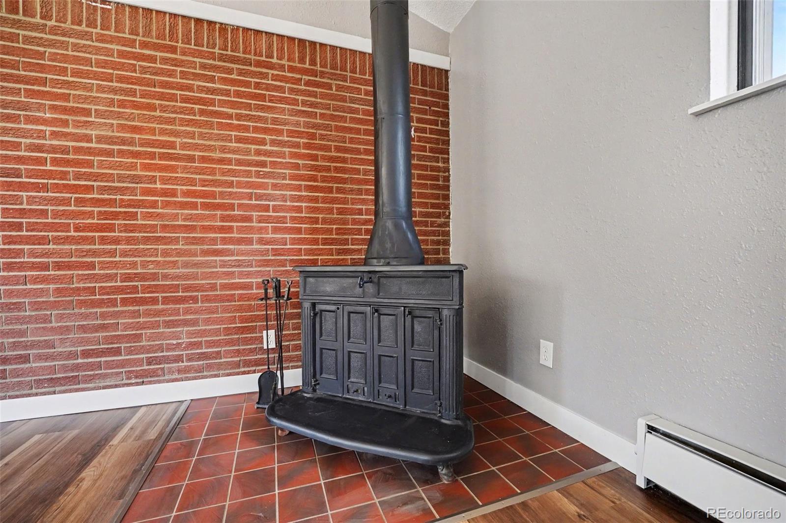 MLS Image #12 for 400  leo lane,denver, Colorado