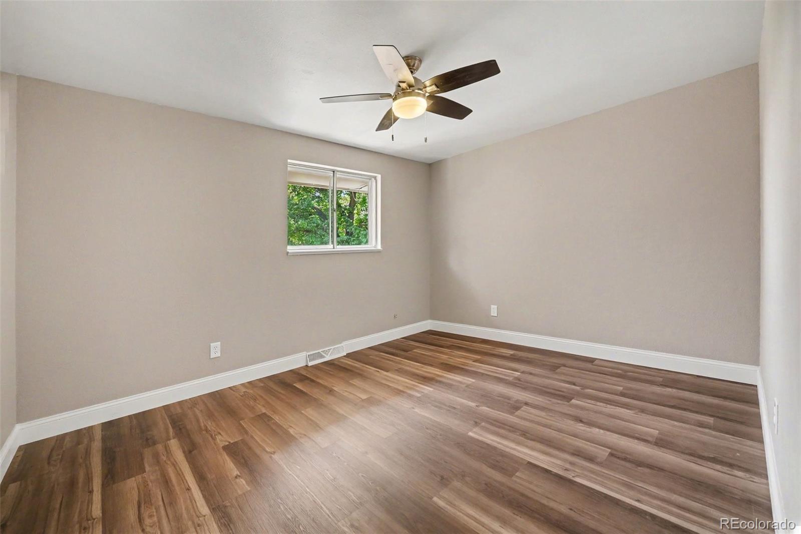 MLS Image #15 for 400  leo lane,denver, Colorado