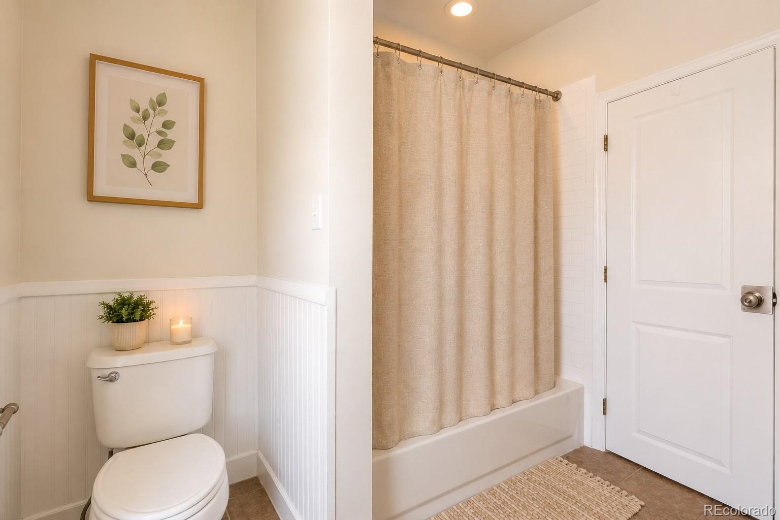MLS Image #11 for 2001 n gaylord street,denver, Colorado