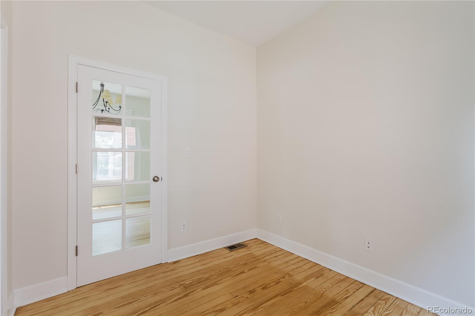 MLS Image #25 for 2001 n gaylord street,denver, Colorado