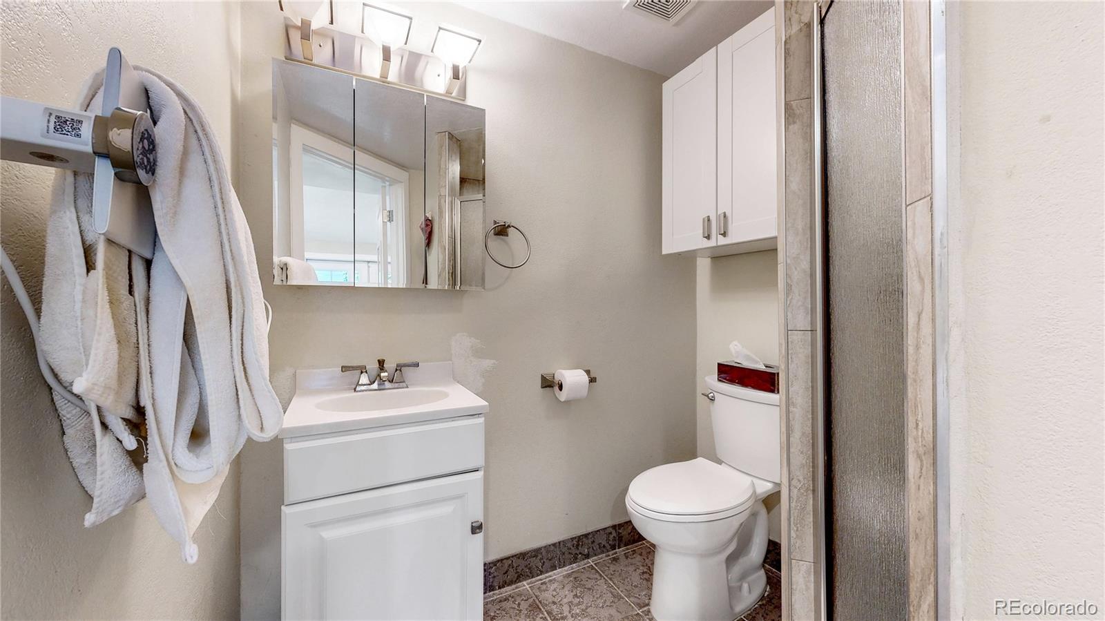 MLS Image #17 for 1080  krameria street,denver, Colorado