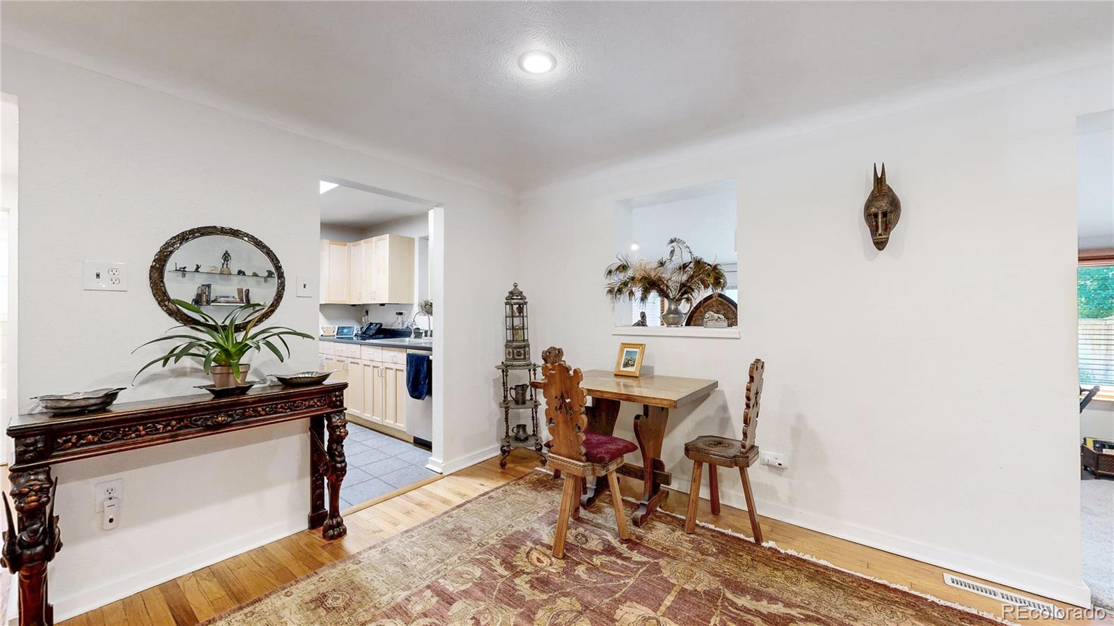 MLS Image #5 for 1080  krameria street,denver, Colorado