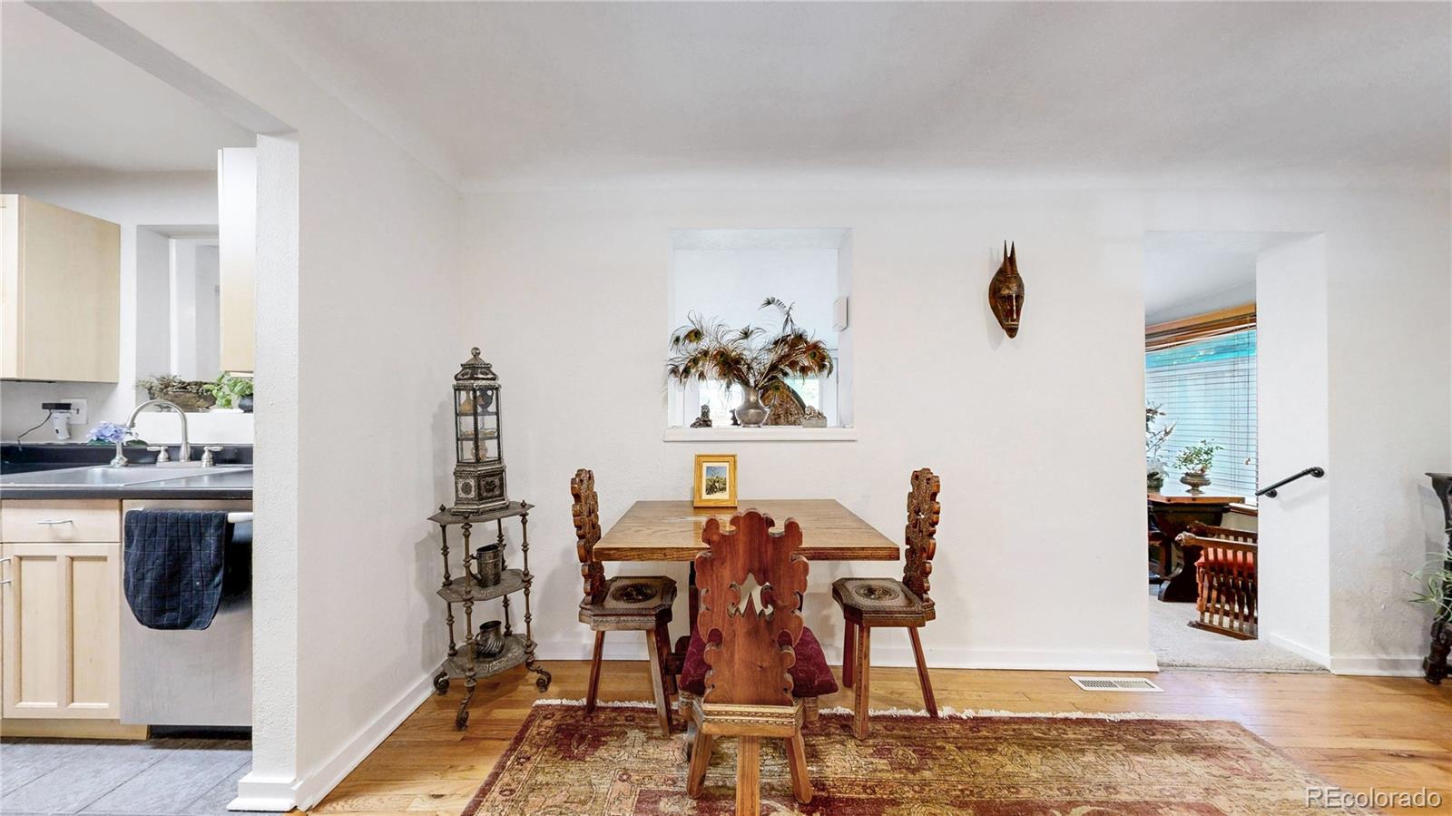 MLS Image #6 for 1080  krameria street,denver, Colorado