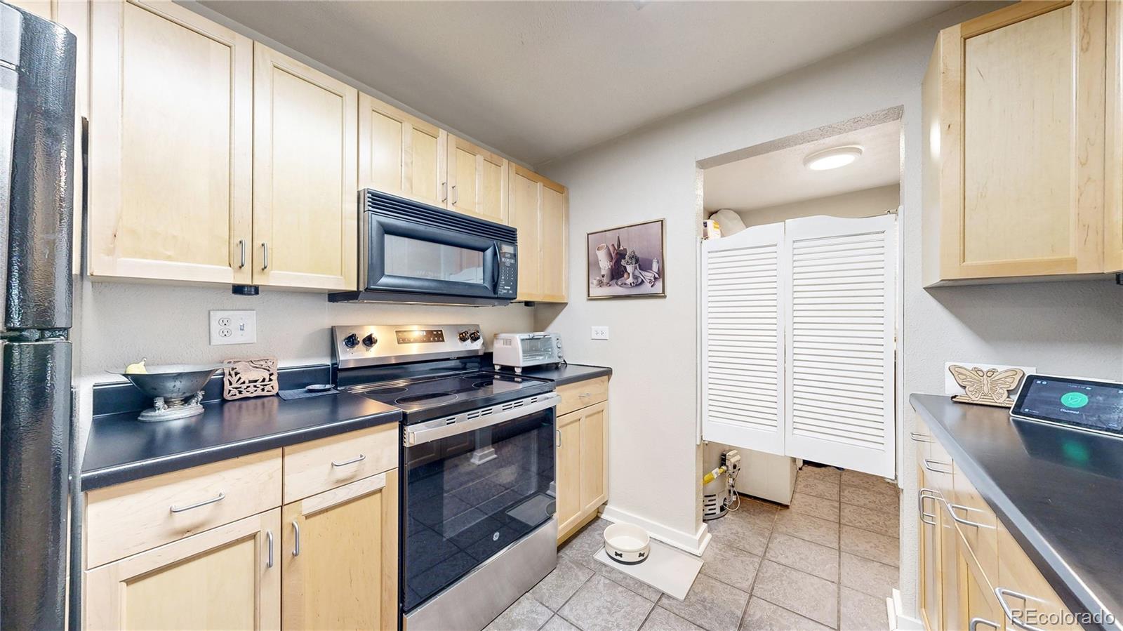 MLS Image #7 for 1080  krameria street,denver, Colorado