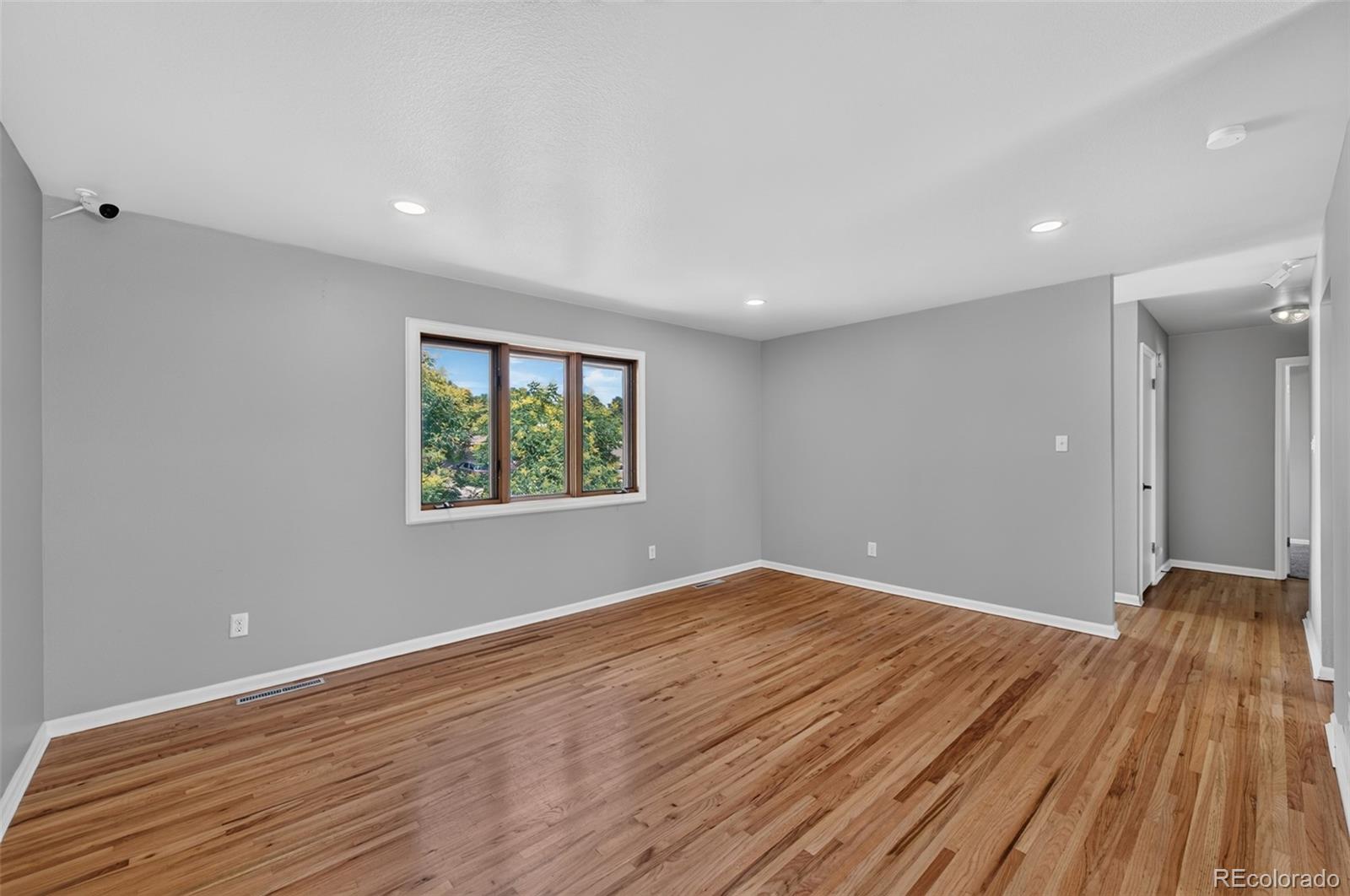 MLS Image #6 for 4119  palmer park boulevard,colorado springs, Colorado