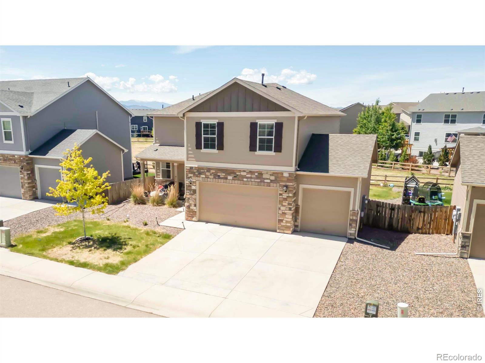 MLS Image #2 for 914  charlton drive,windsor, Colorado