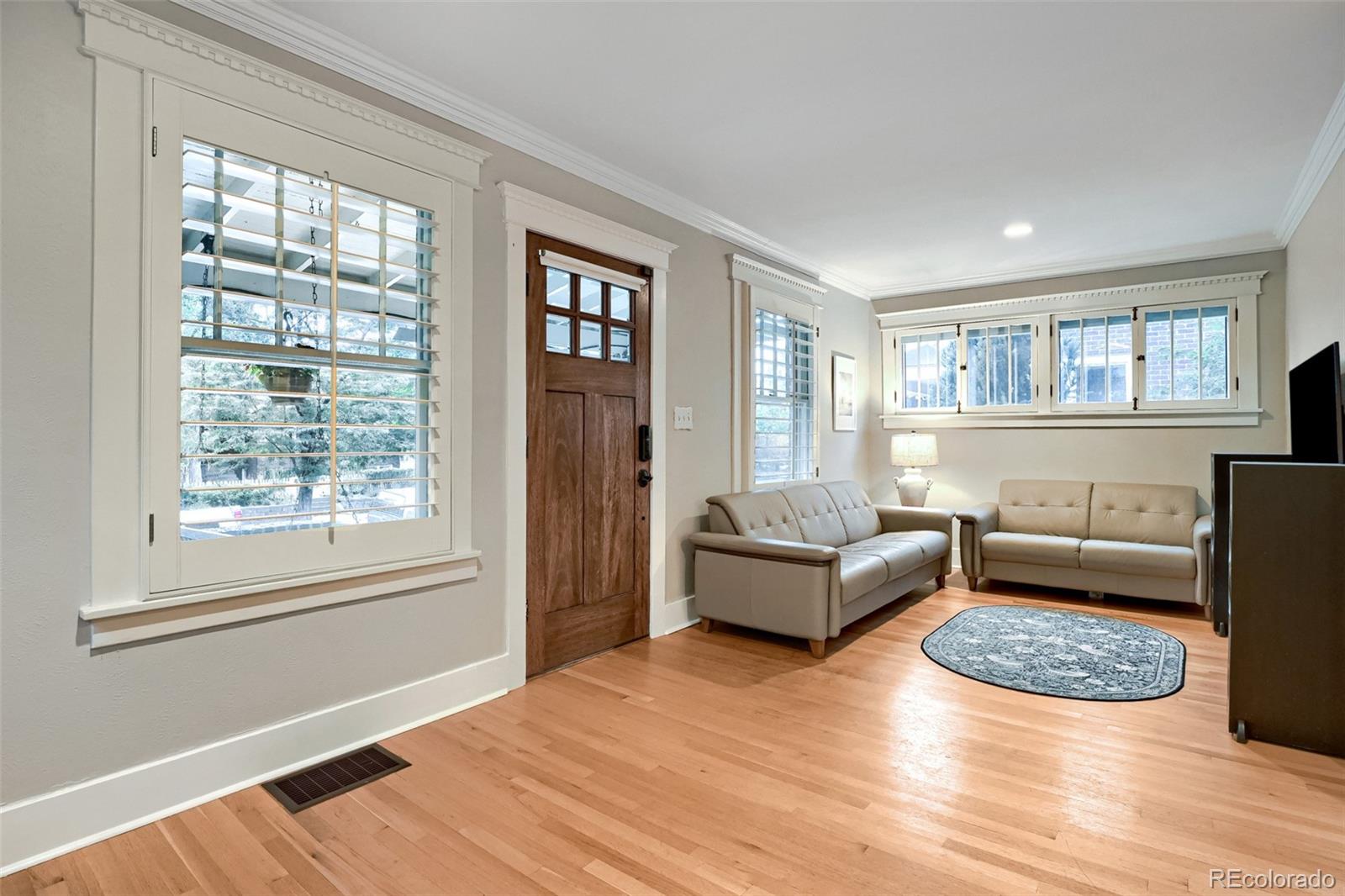 MLS Image #4 for 310 s williams street,denver, Colorado