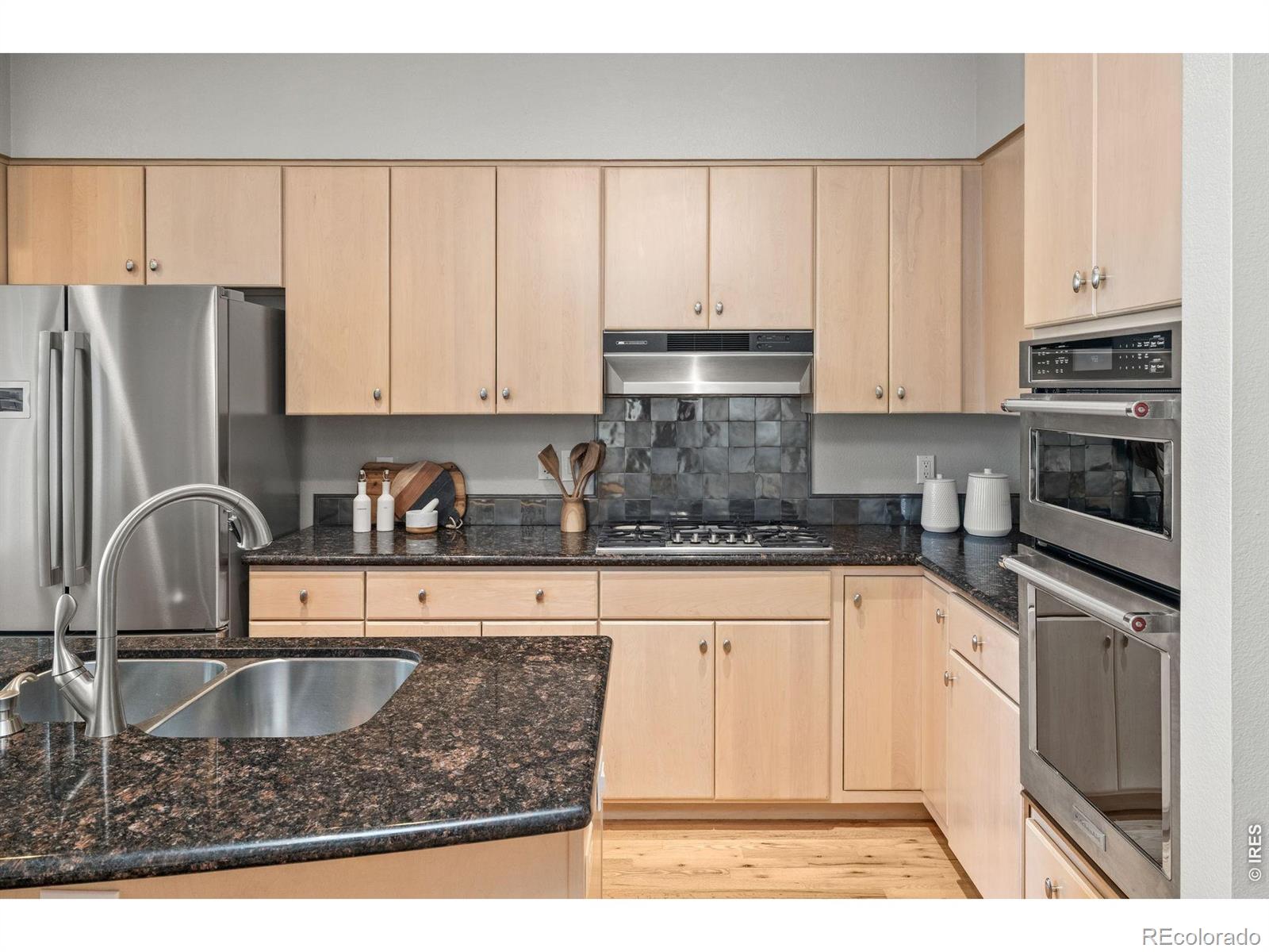 MLS Image #12 for 6 s monroe street,denver, Colorado