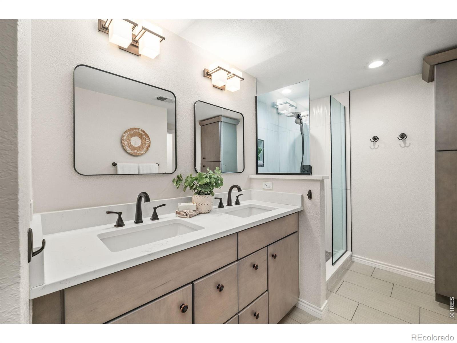MLS Image #22 for 6 s monroe street,denver, Colorado