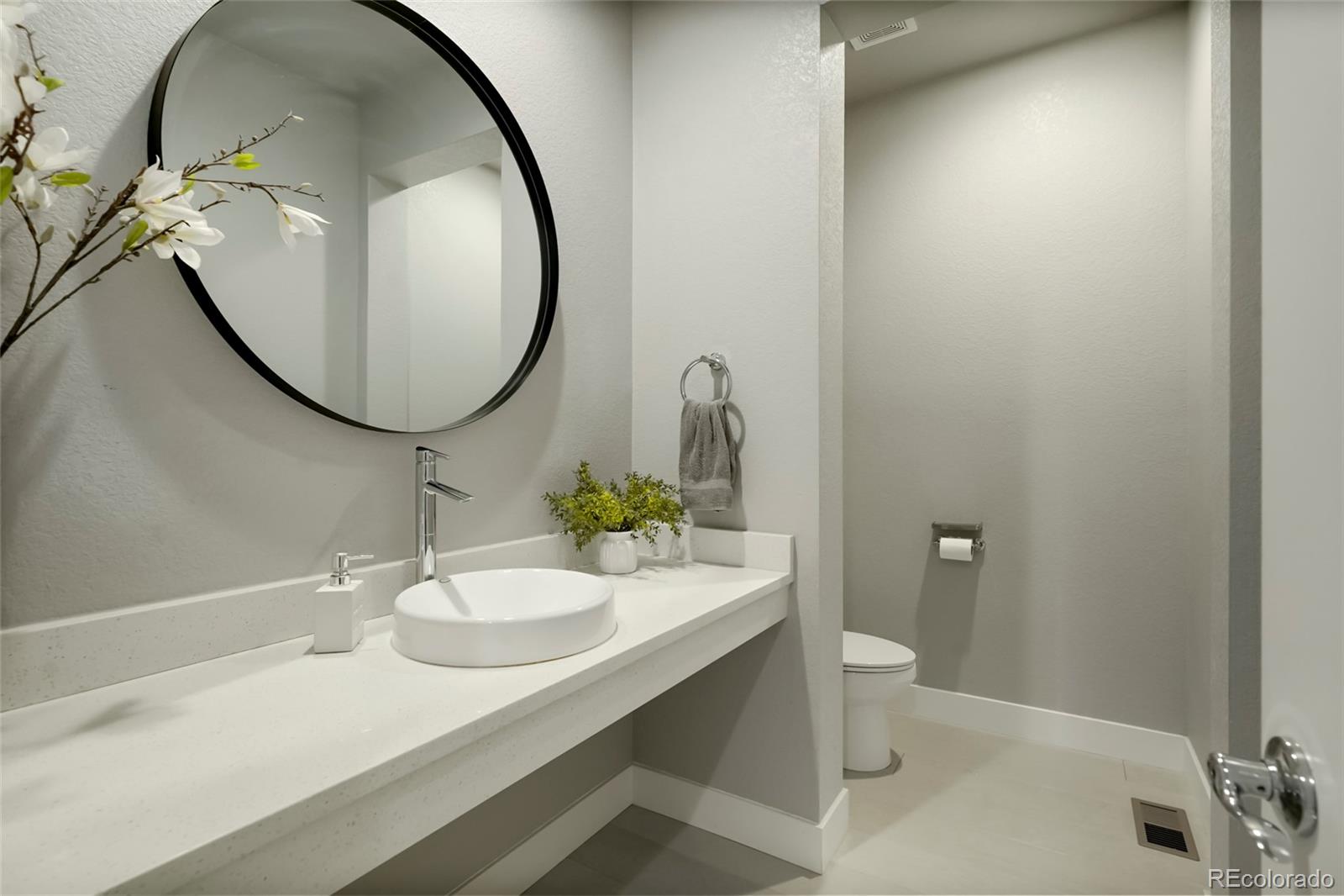 MLS Image #11 for 8187 s little river way,aurora, Colorado