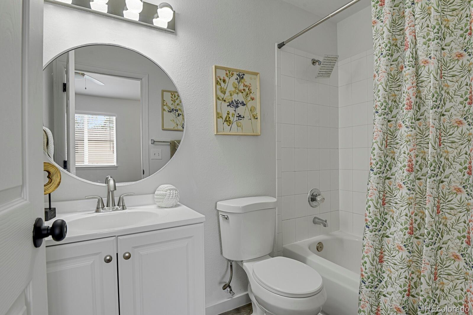 MLS Image #14 for 2642  devonshire court,denver, Colorado