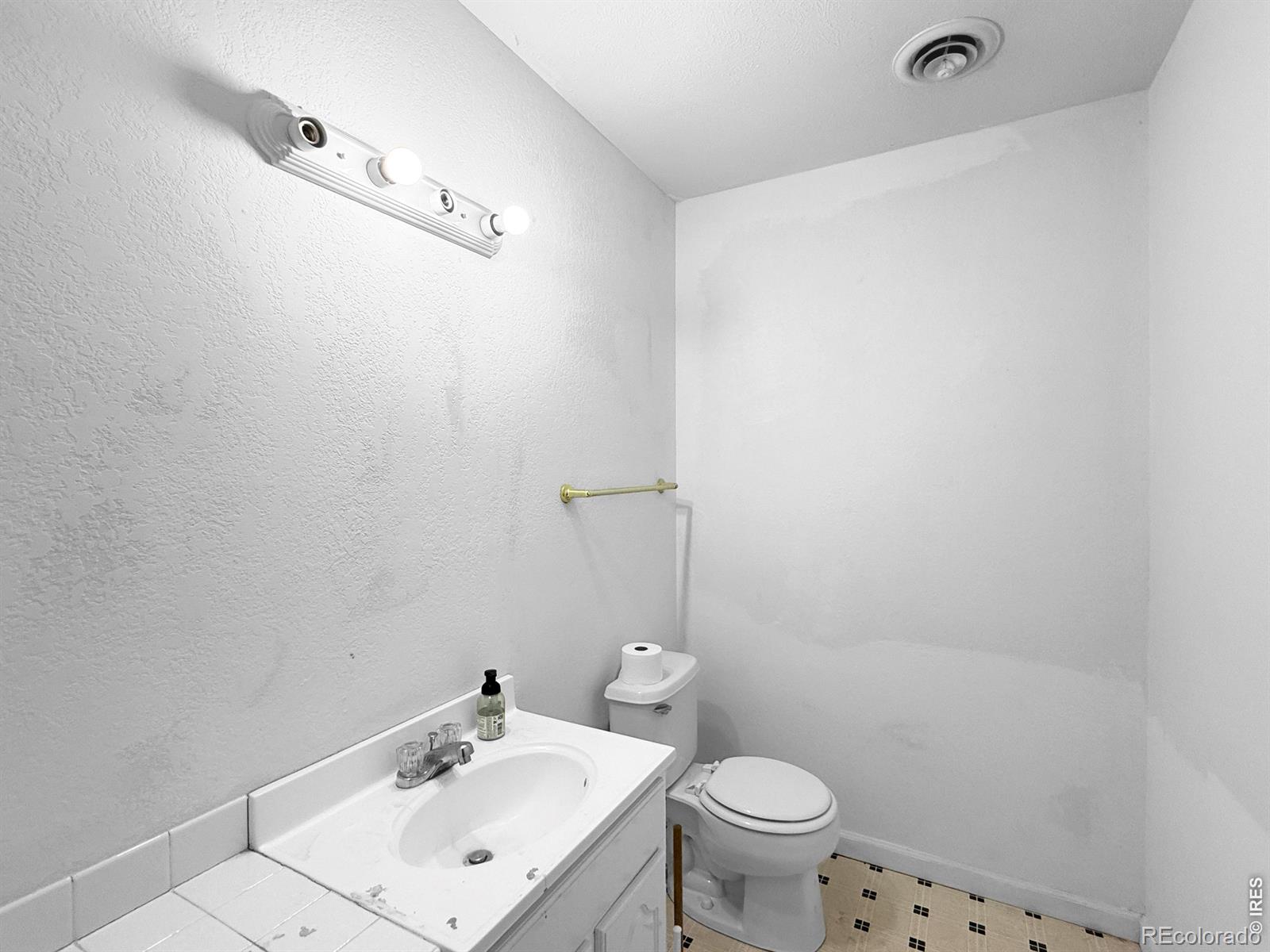 MLS Image #18 for 1916 s 5th avenue,sterling, Colorado
