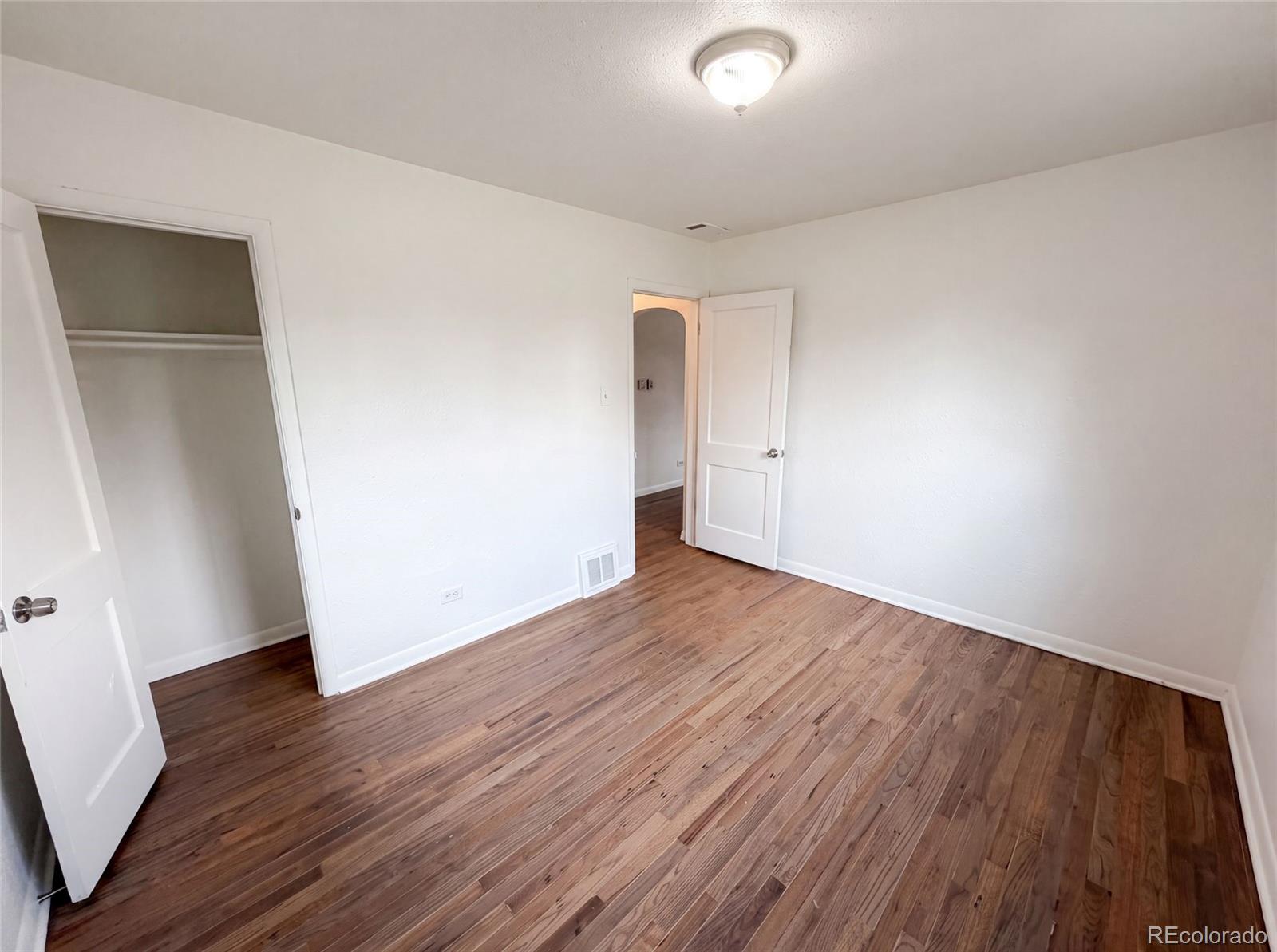 MLS Image #10 for 3570  newport street,denver, Colorado
