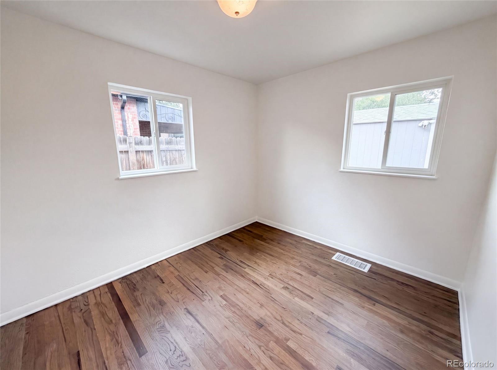 MLS Image #11 for 3570  newport street,denver, Colorado