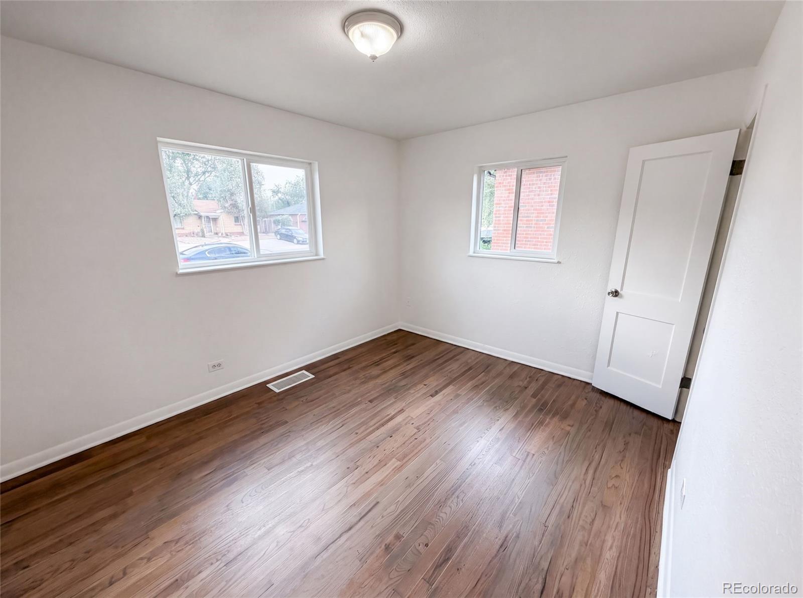 MLS Image #3 for 3570  newport street,denver, Colorado
