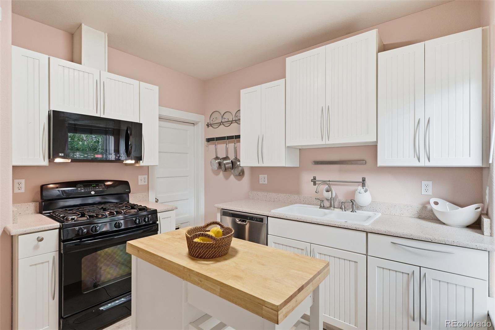MLS Image #23 for 2211  hooker street,denver, Colorado