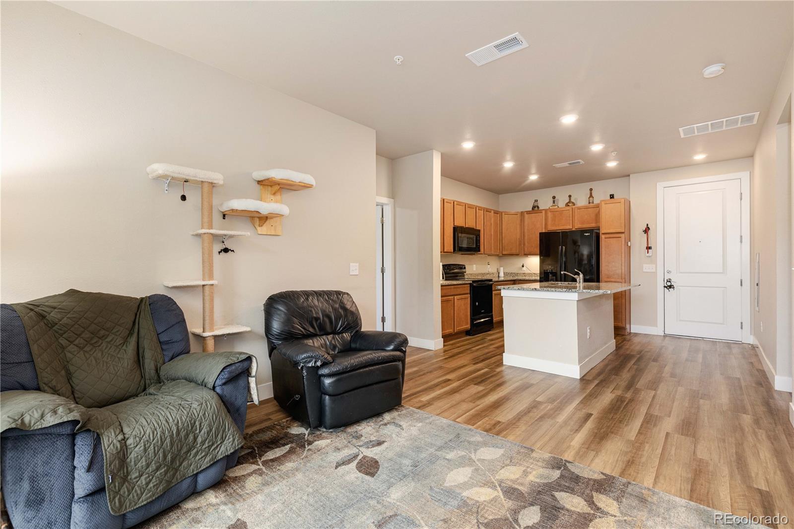 MLS Image #10 for 14341 e tennessee avenue,aurora, Colorado