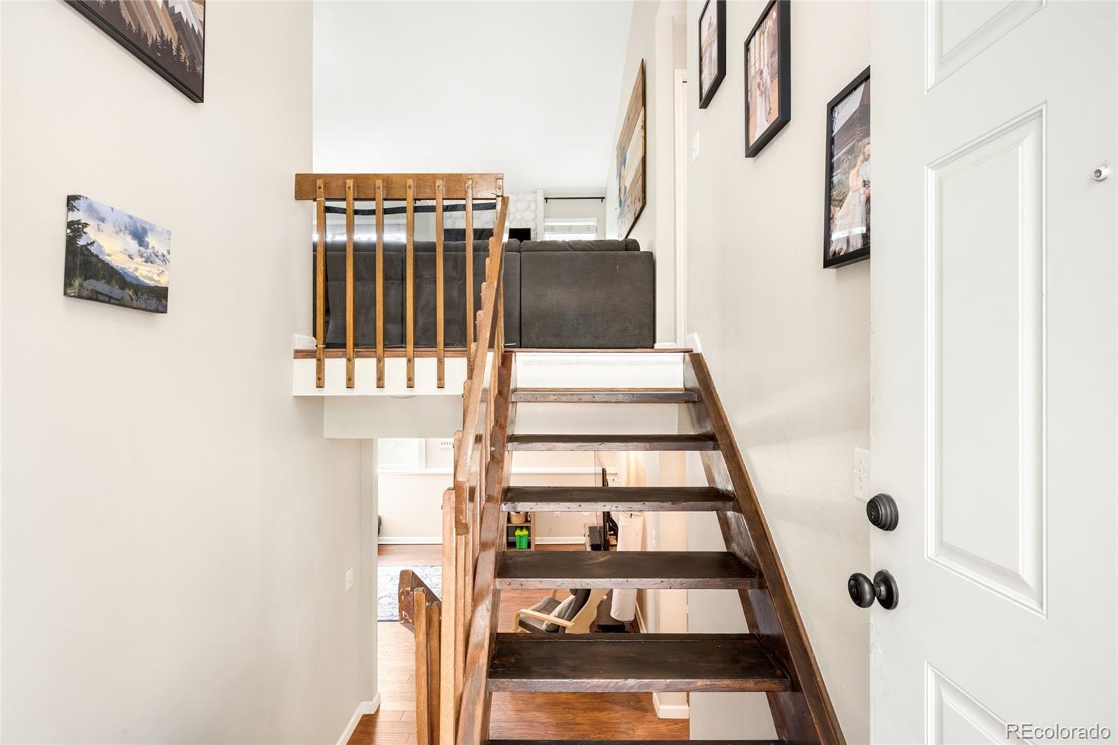 MLS Image #2 for 3782 s ceylon way,aurora, Colorado