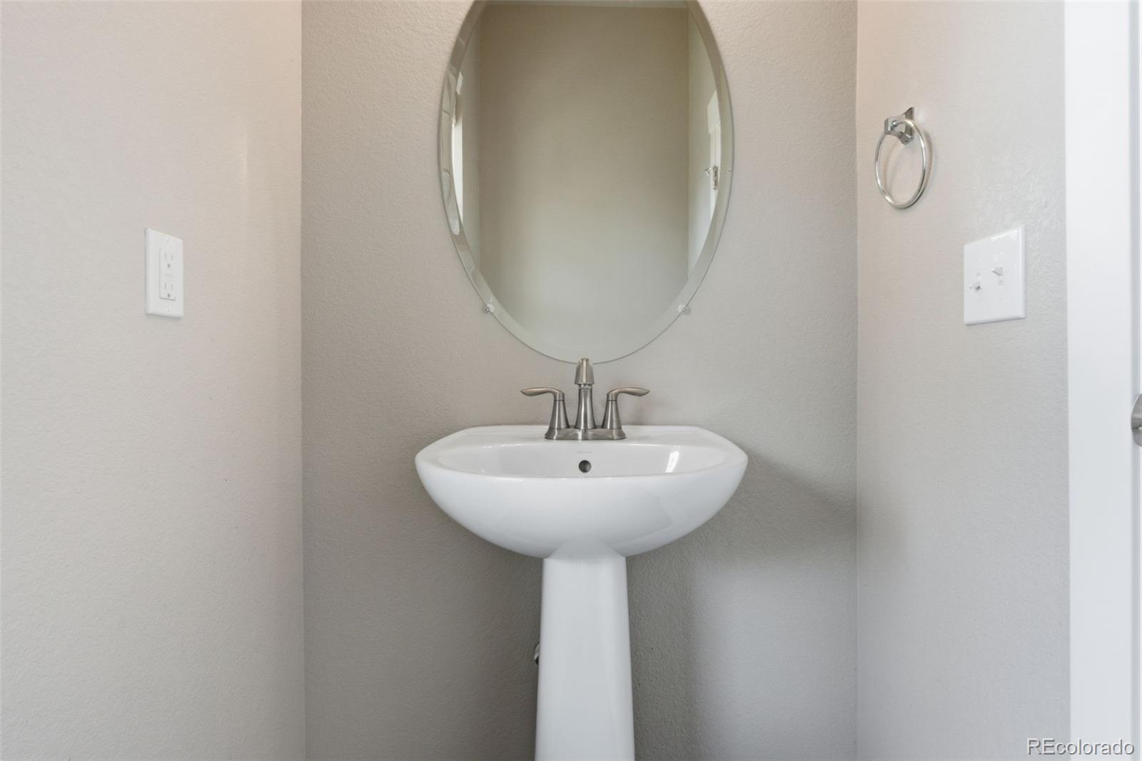 MLS Image #10 for 4958  verbena street,denver, Colorado