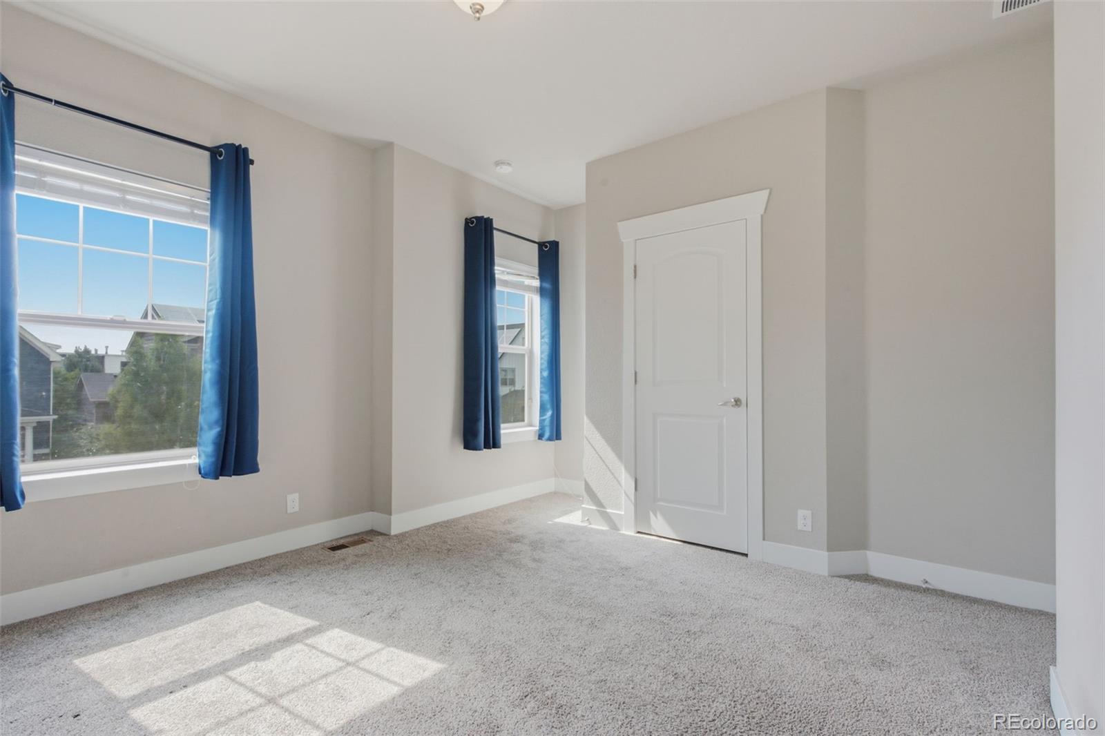 MLS Image #18 for 4958  verbena street,denver, Colorado