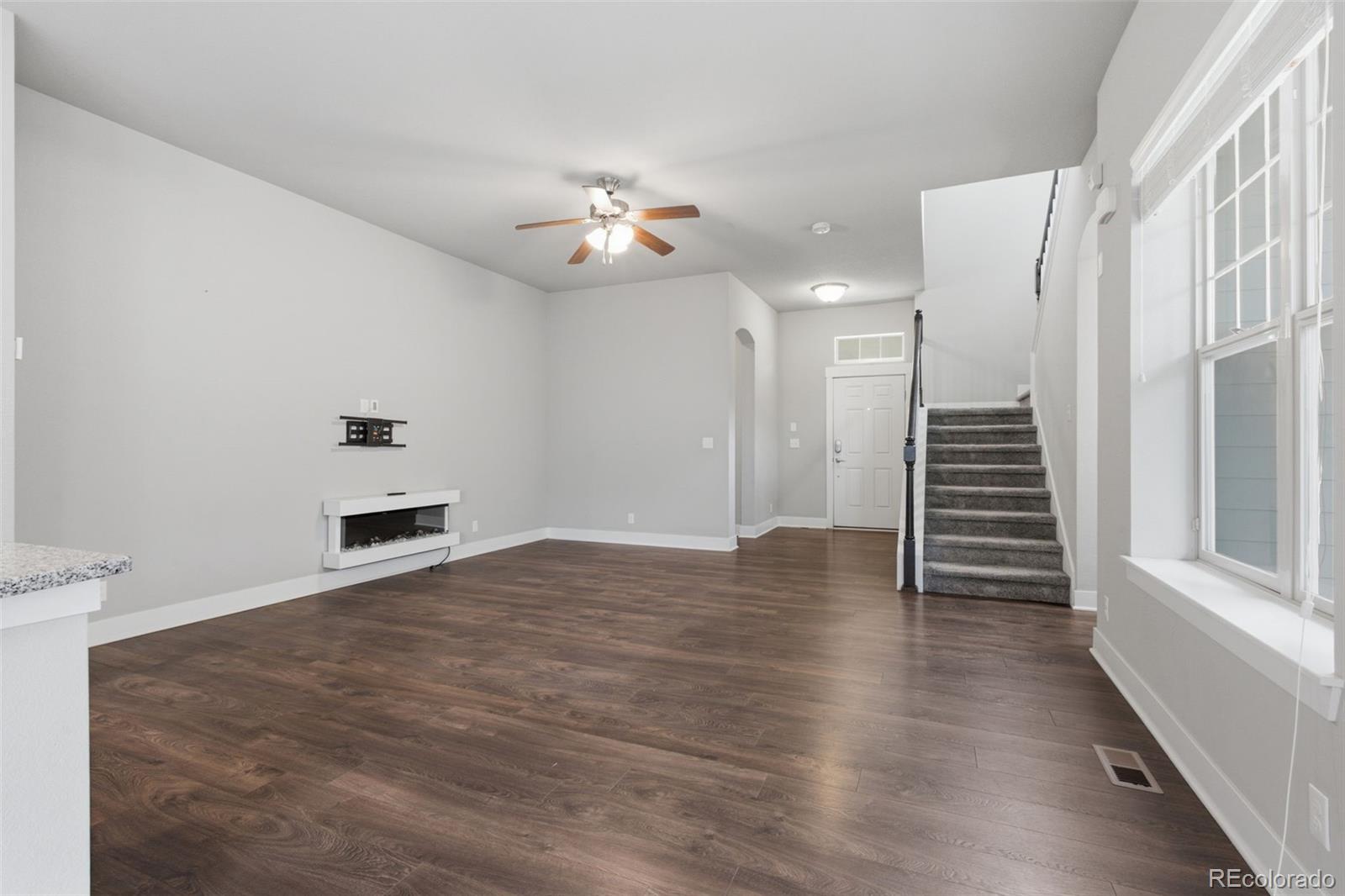 MLS Image #3 for 4958  verbena street,denver, Colorado