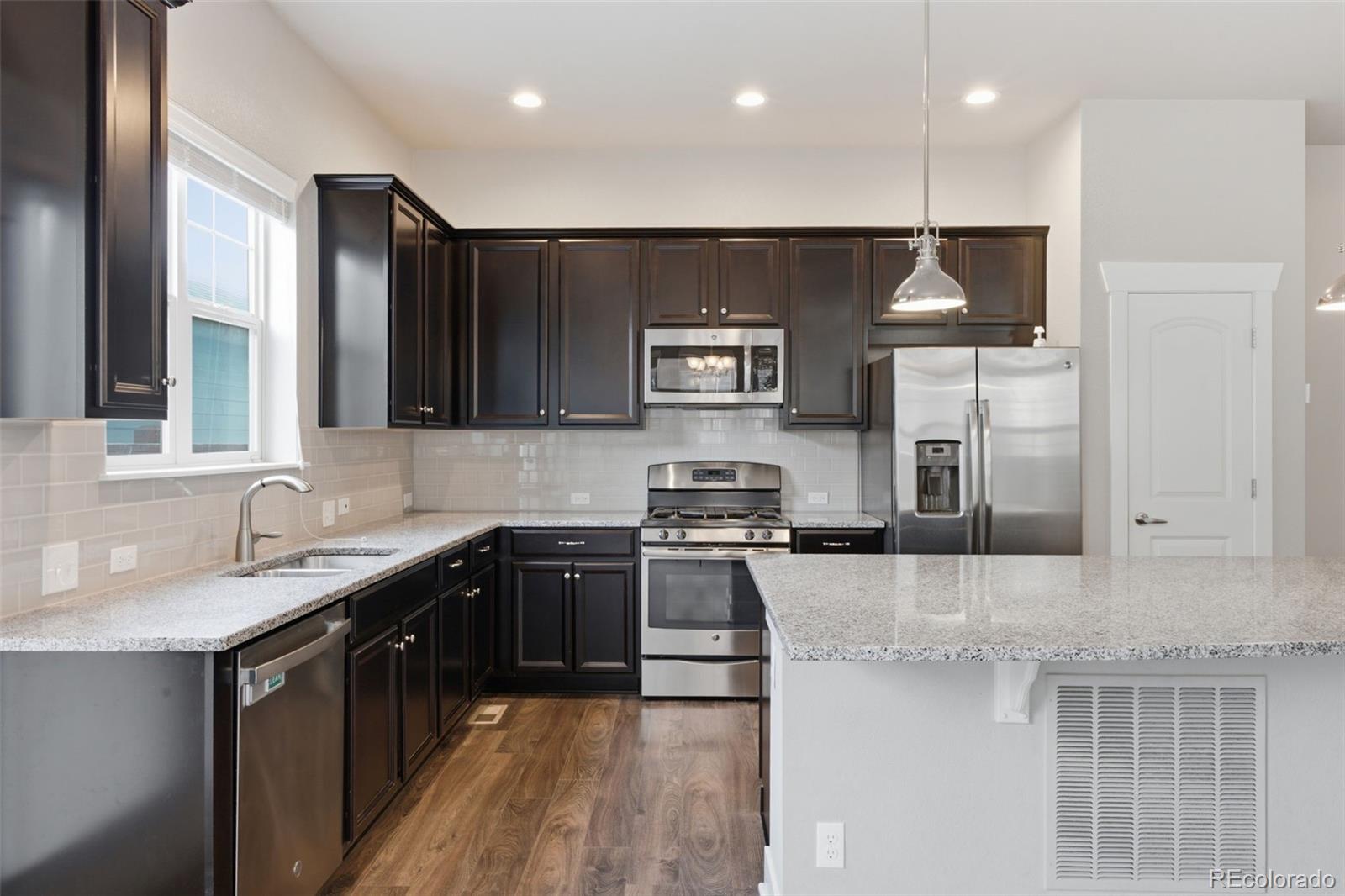 MLS Image #7 for 4958  verbena street,denver, Colorado