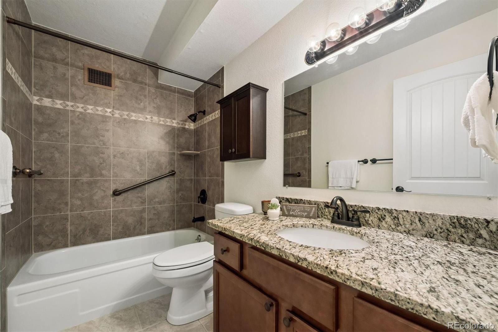 MLS Image #16 for 615 s alton way,denver, Colorado