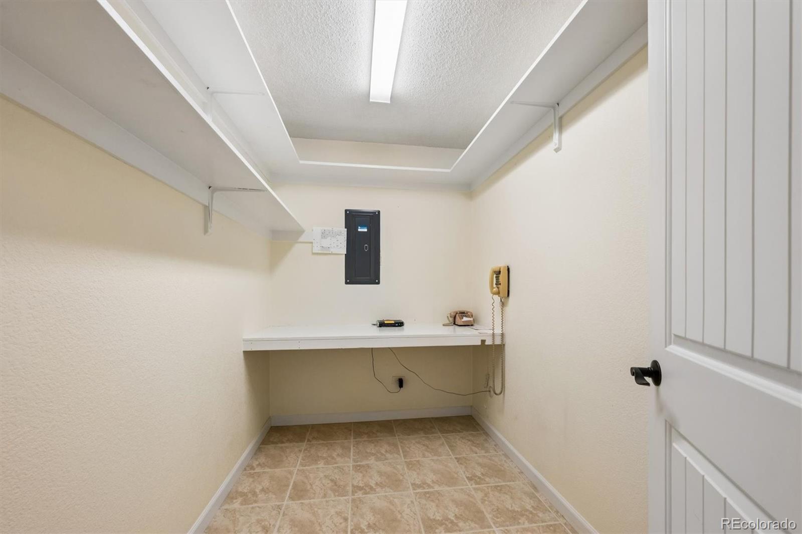 MLS Image #17 for 615 s alton way,denver, Colorado