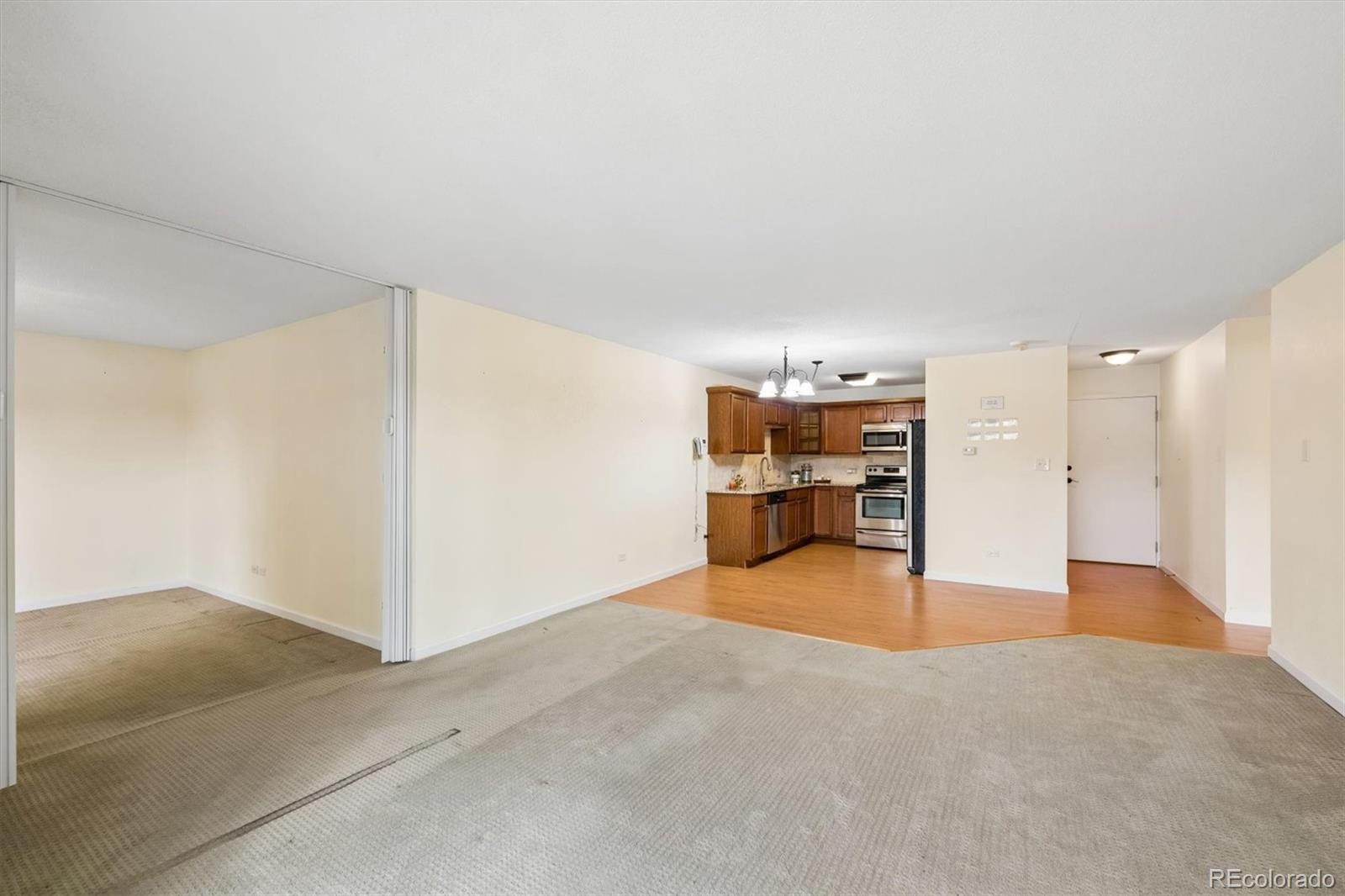MLS Image #4 for 615 s alton way,denver, Colorado