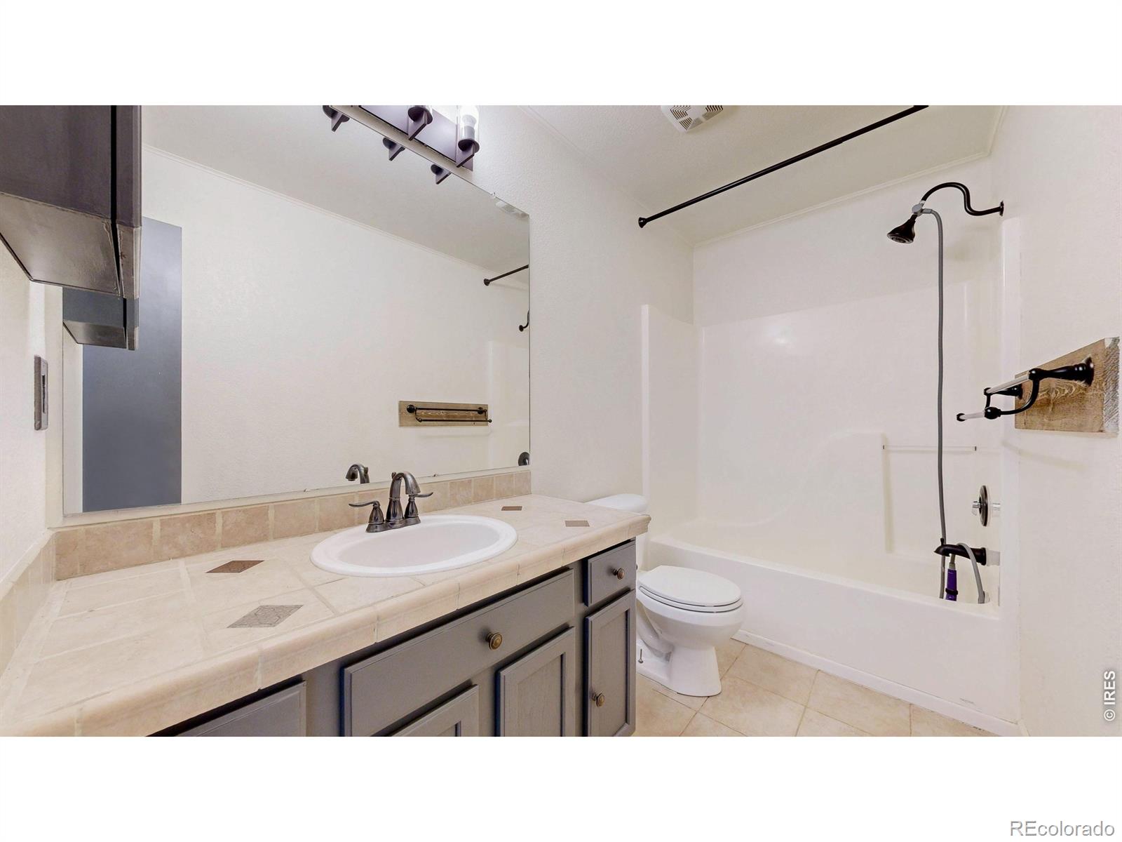MLS Image #15 for 611 s rachel avenue,milliken, Colorado