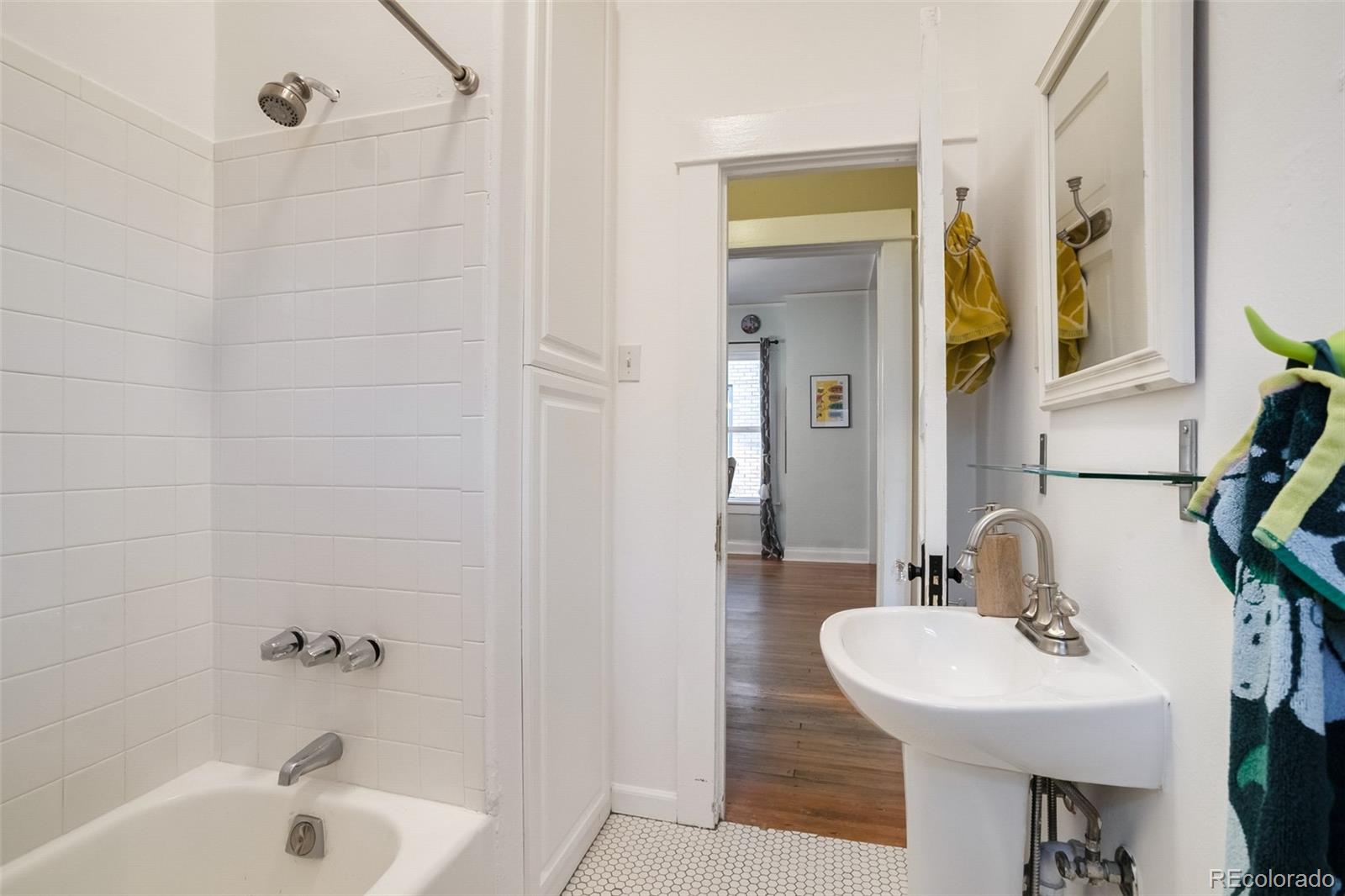 MLS Image #26 for 2621 n elm street,denver, Colorado
