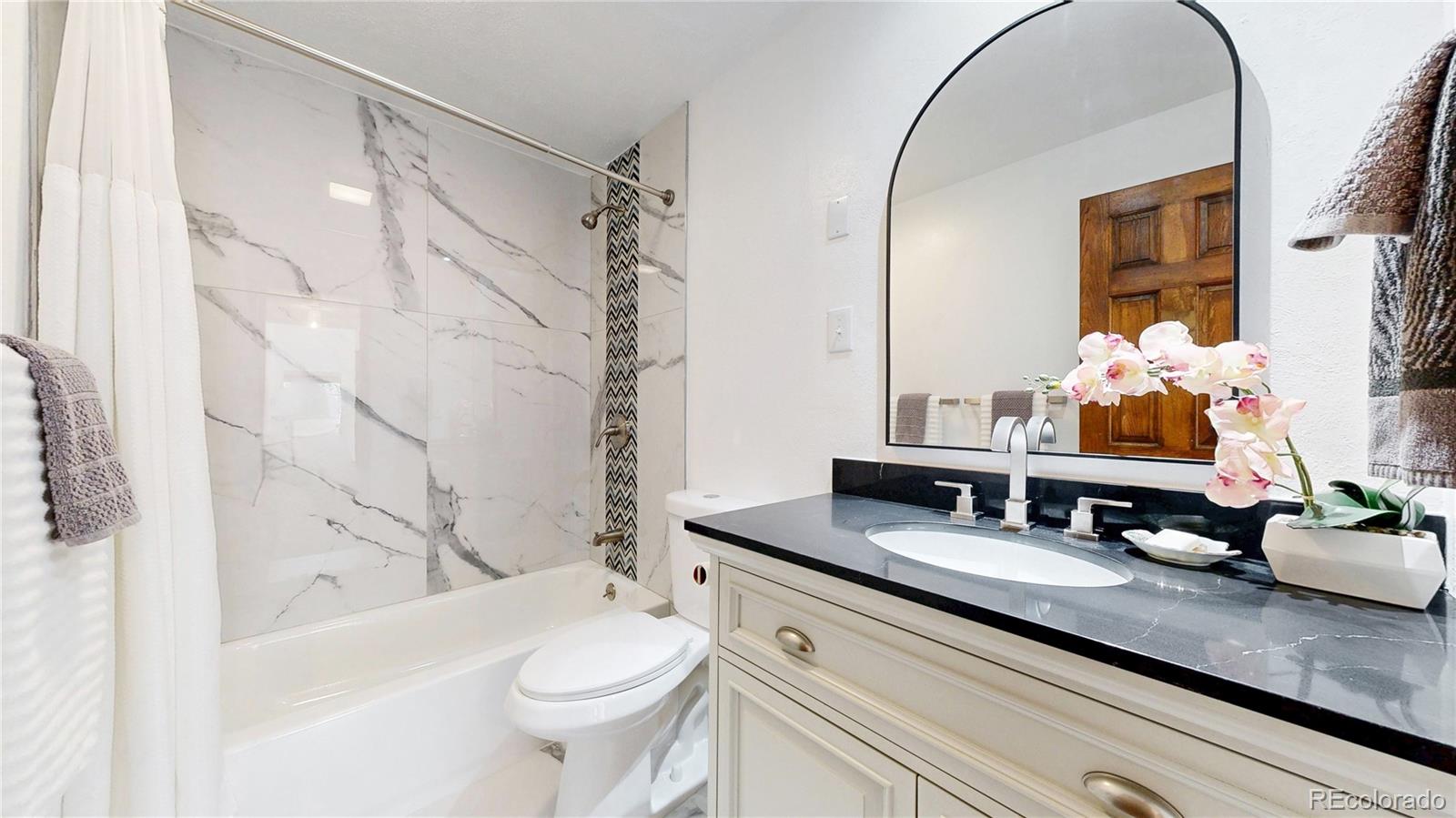 MLS Image #27 for 10453 w arkansas drive,denver, Colorado