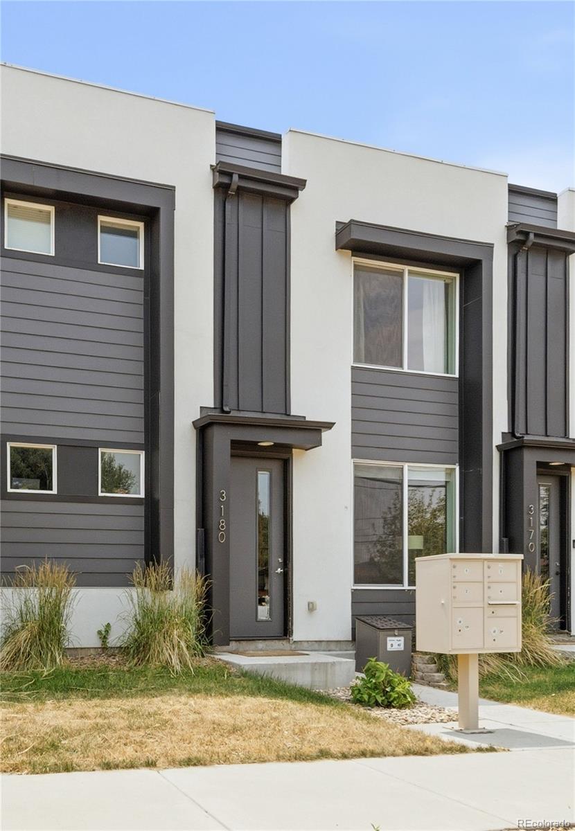 MLS Image #1 for 3180 e 33rd avenue,denver, Colorado