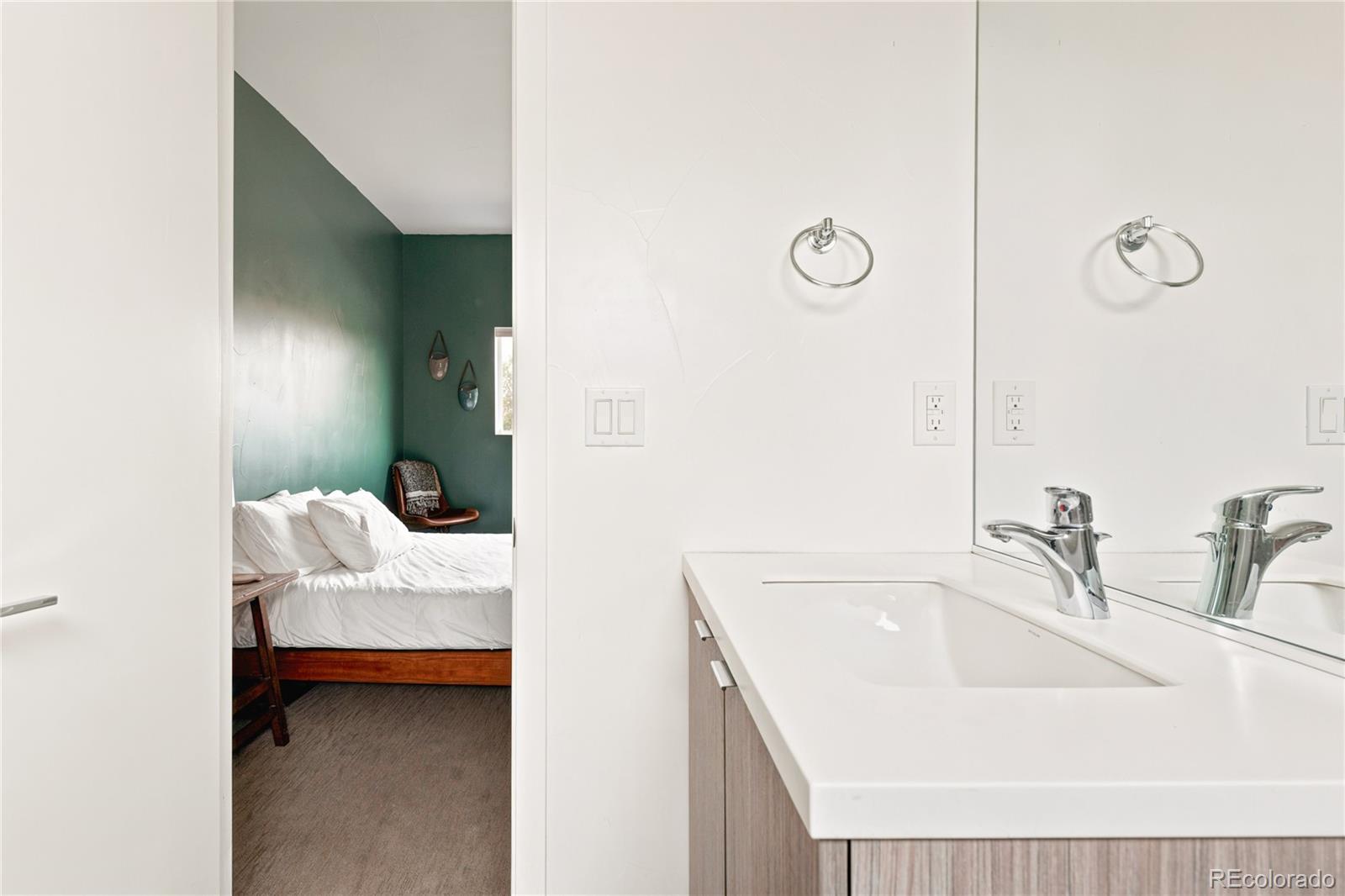 MLS Image #26 for 3180 e 33rd avenue,denver, Colorado