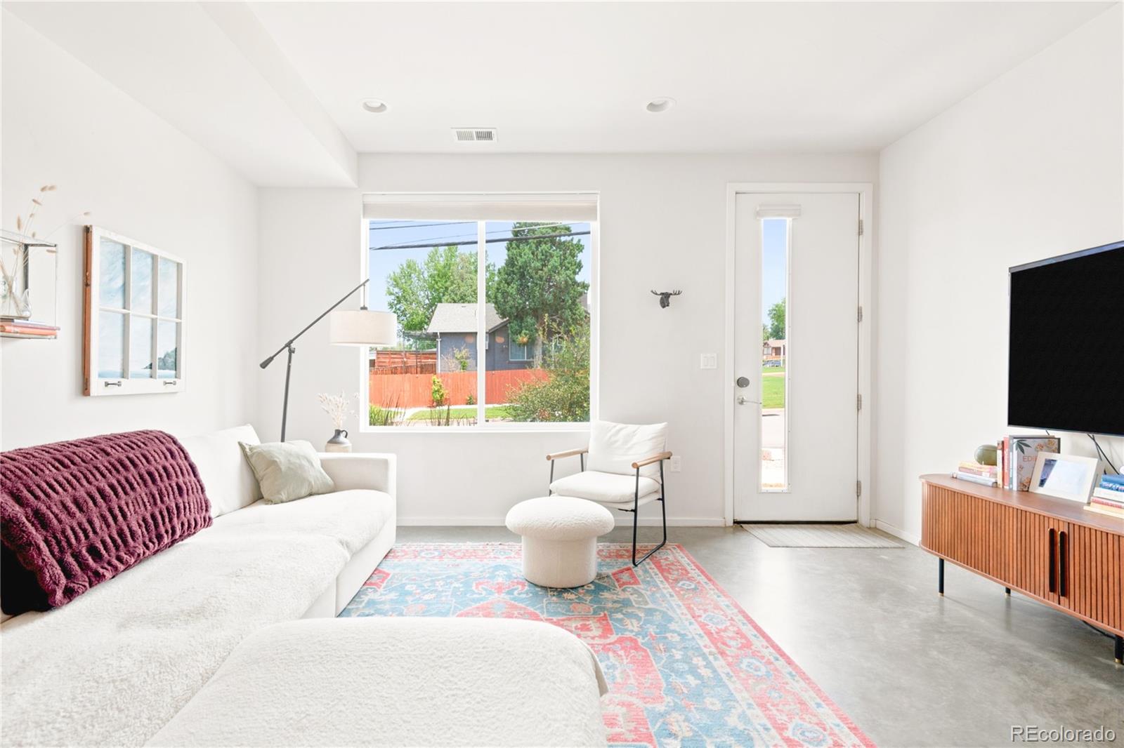 MLS Image #3 for 3180 e 33rd avenue,denver, Colorado