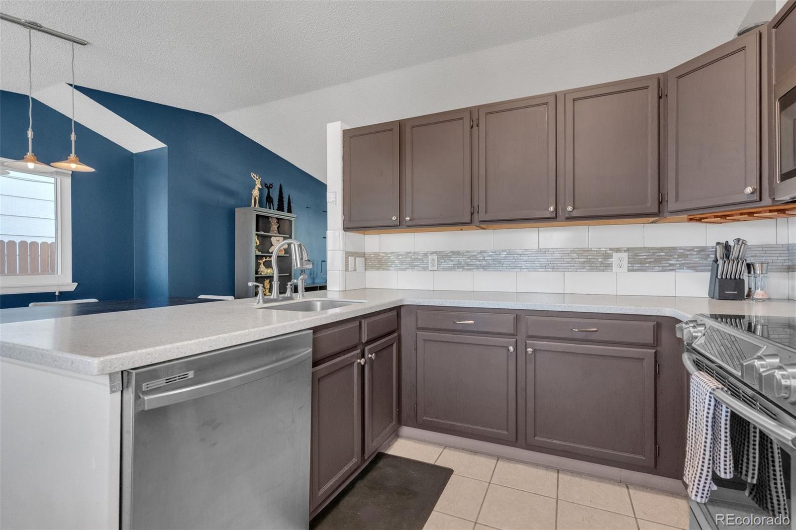 MLS Image #6 for 4314  nepal street,denver, Colorado