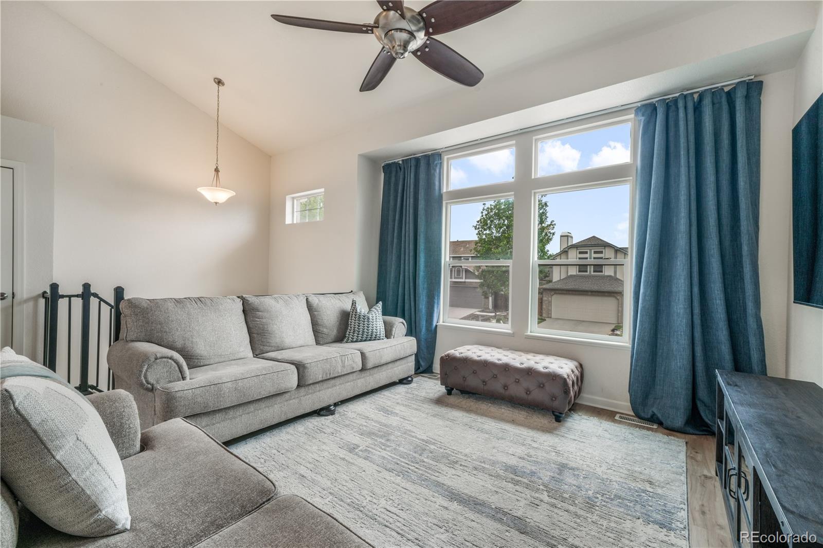 MLS Image #3 for 8525  sassafras drive,colorado springs, Colorado