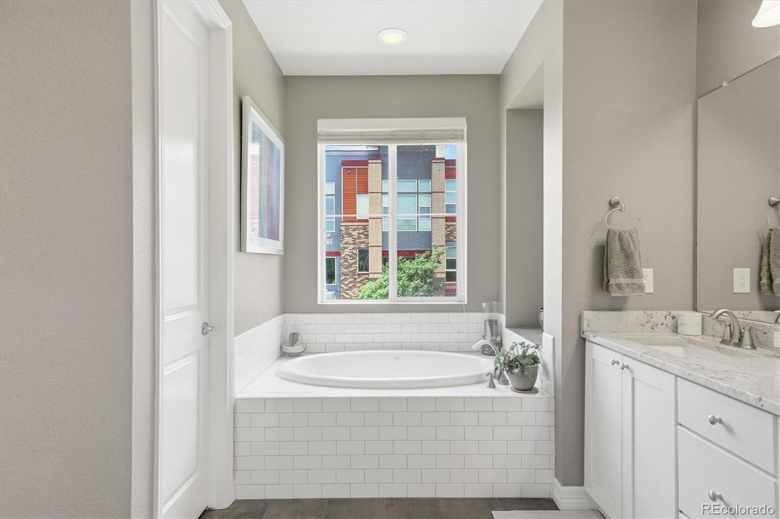 MLS Image #28 for 7486 s logan street,littleton, Colorado