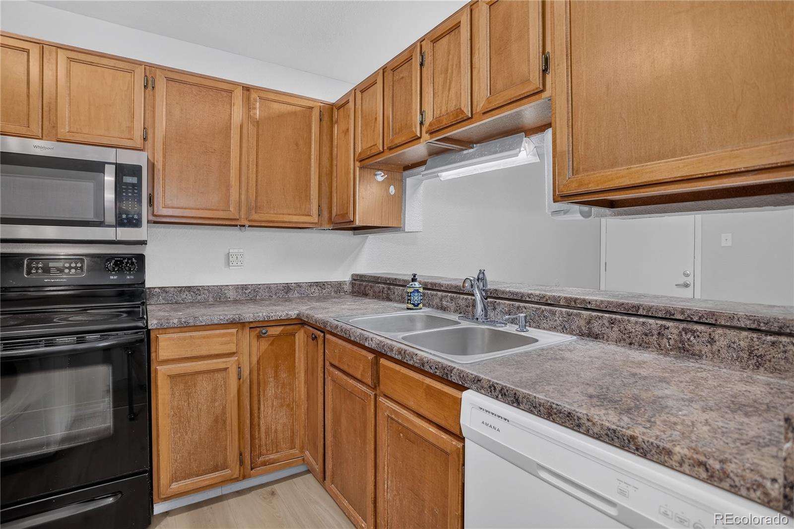 MLS Image #8 for 7740 w 35th avenue,wheat ridge, Colorado
