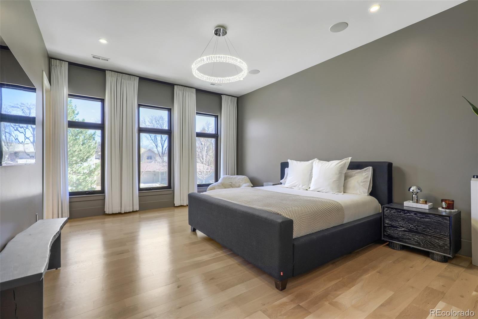 MLS Image #16 for 301  krameria street,denver, Colorado
