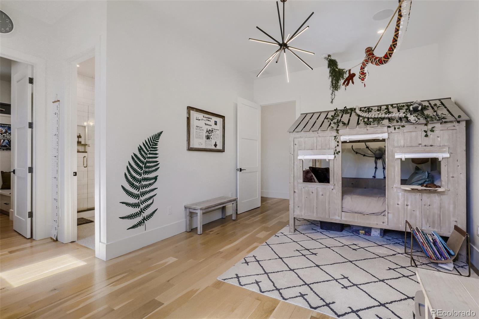 MLS Image #23 for 301  krameria street,denver, Colorado