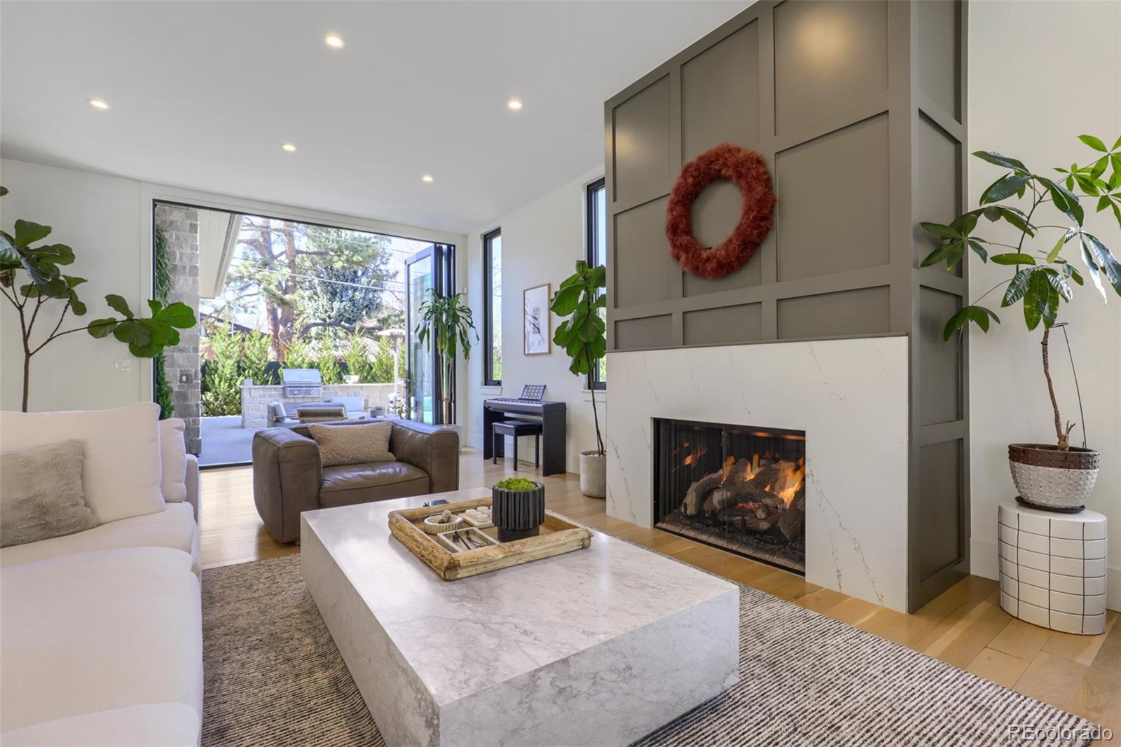 MLS Image #7 for 301  krameria street,denver, Colorado