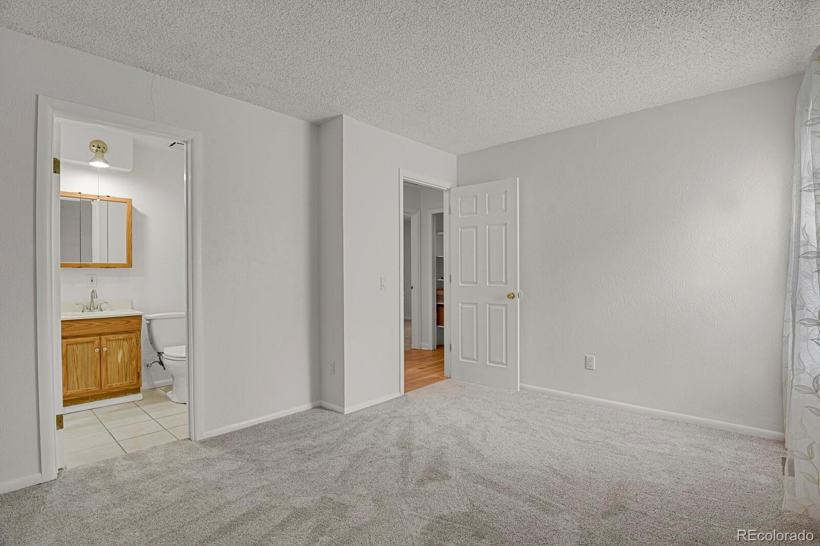 MLS Image #13 for 18937 e kent circle,aurora, Colorado