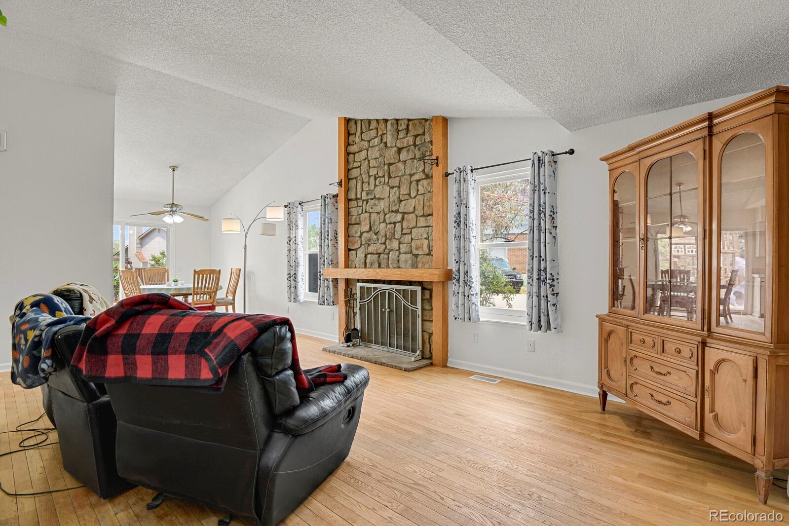 MLS Image #5 for 18937 e kent circle,aurora, Colorado