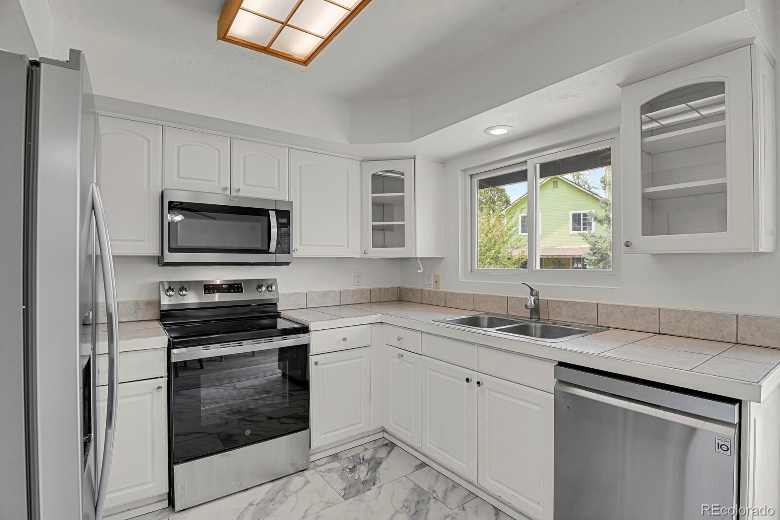 MLS Image #9 for 18937 e kent circle,aurora, Colorado