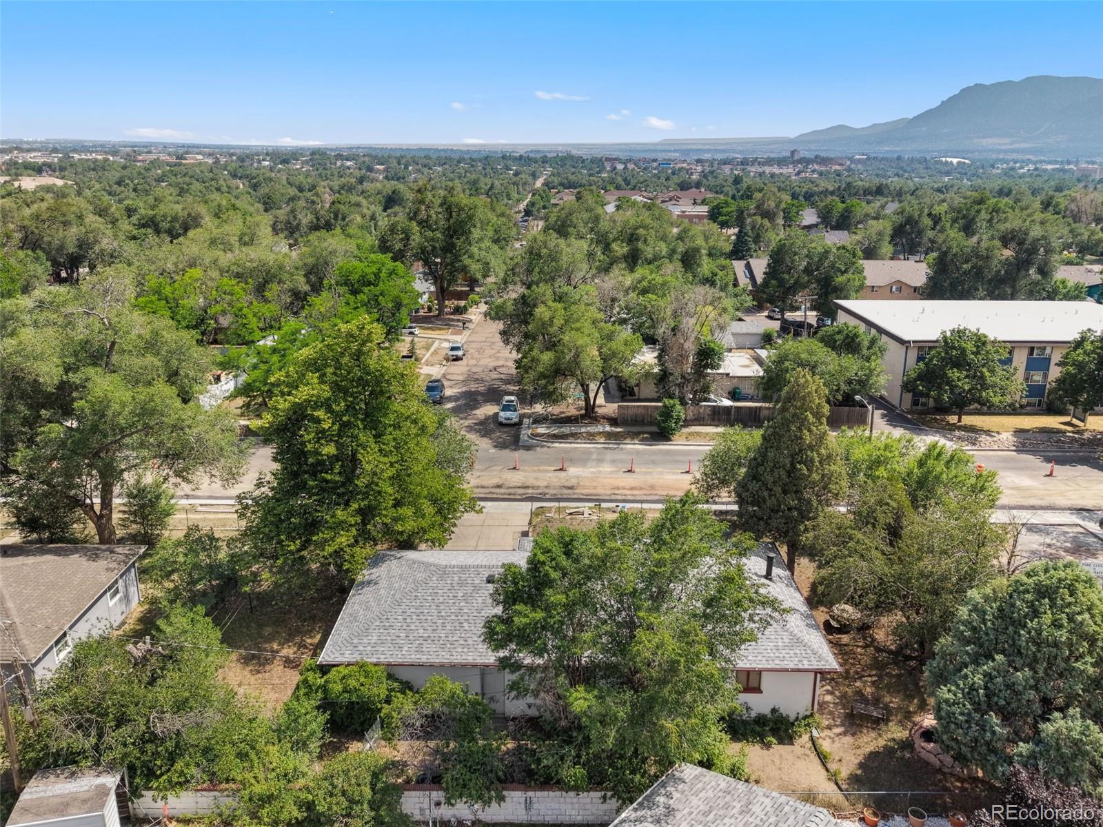 MLS Image #6 for 2530 e uintah street,colorado springs, Colorado