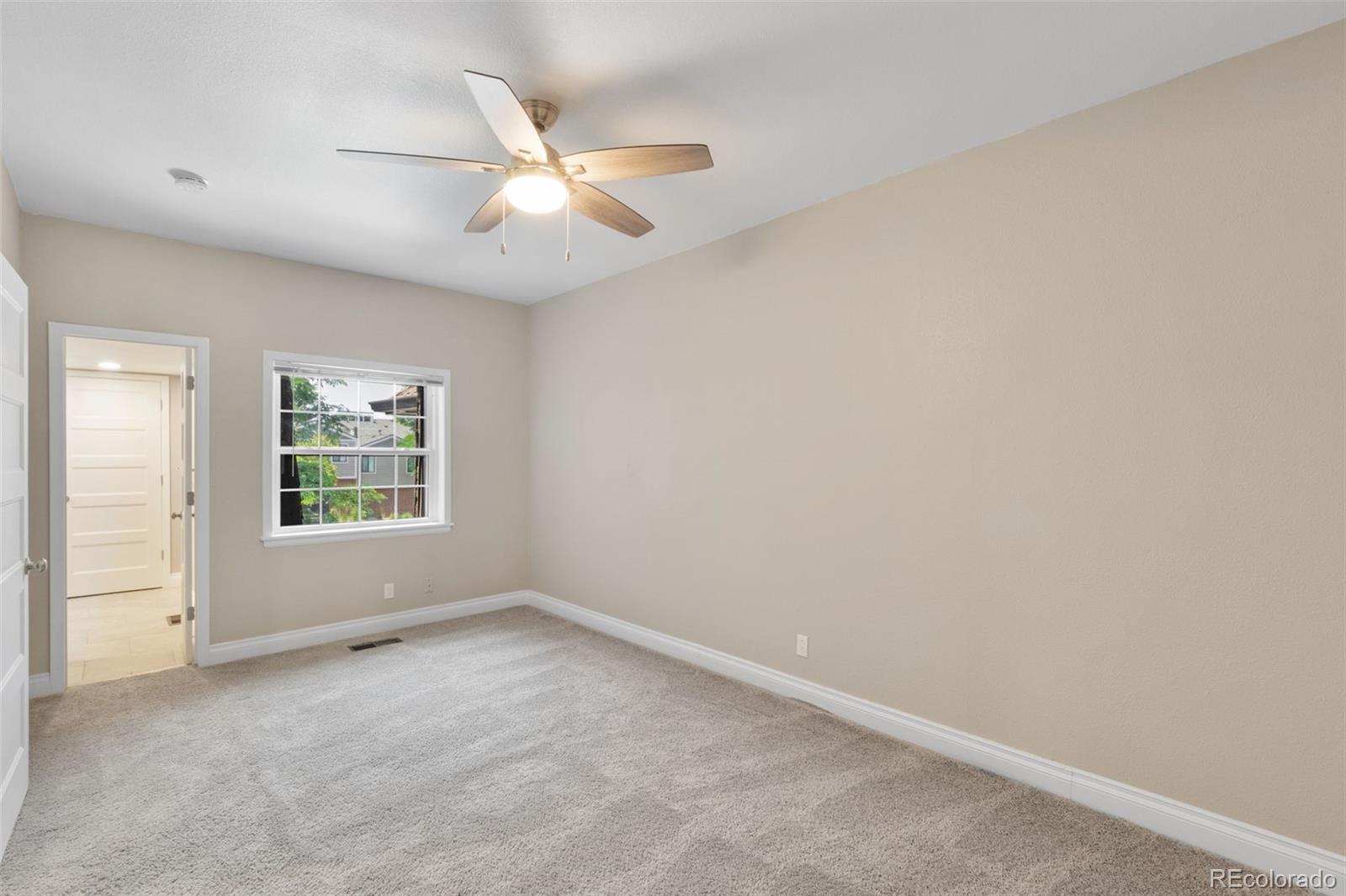 MLS Image #14 for 4250 s olive street,denver, Colorado