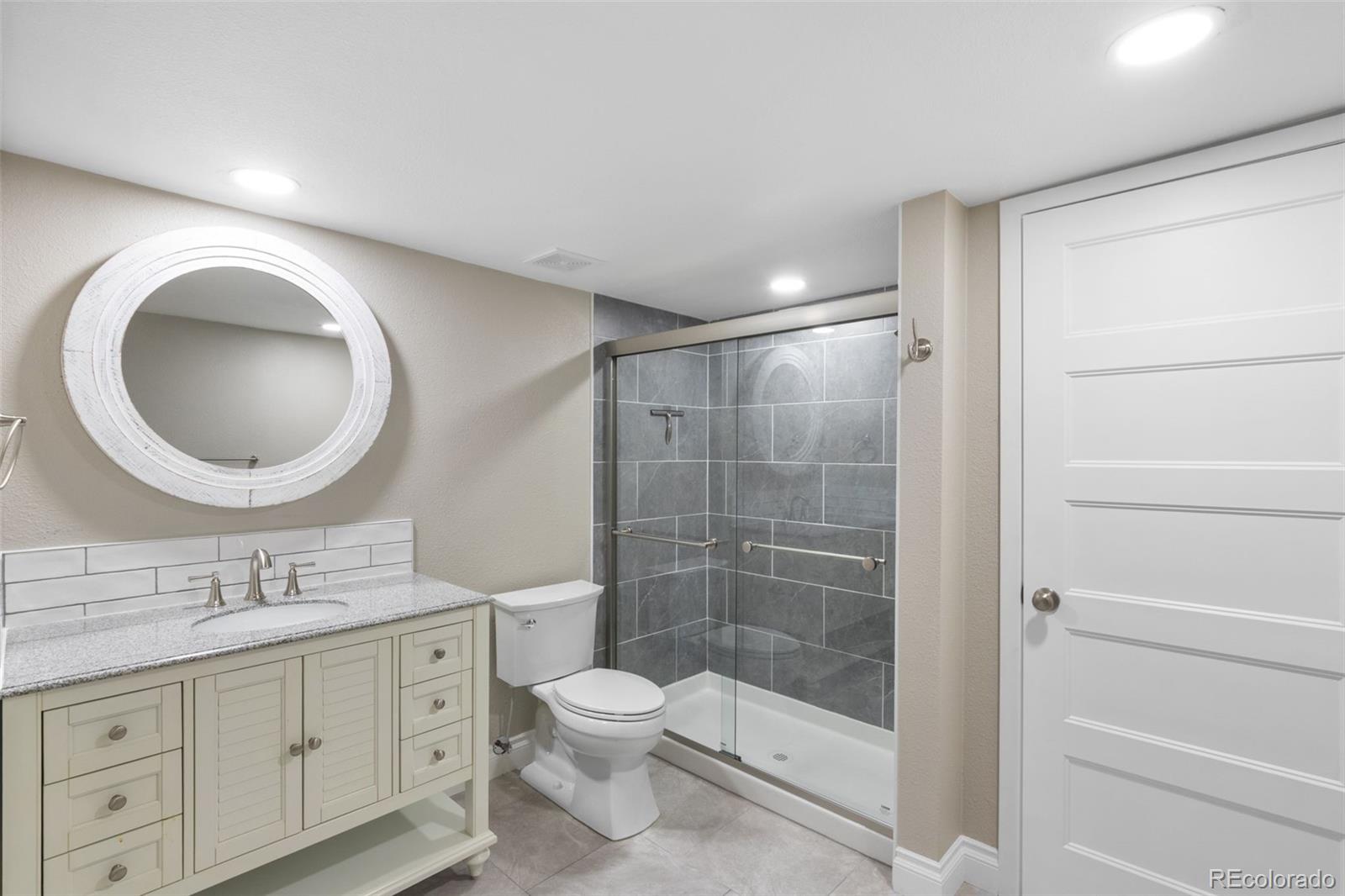 MLS Image #20 for 4250 s olive street,denver, Colorado